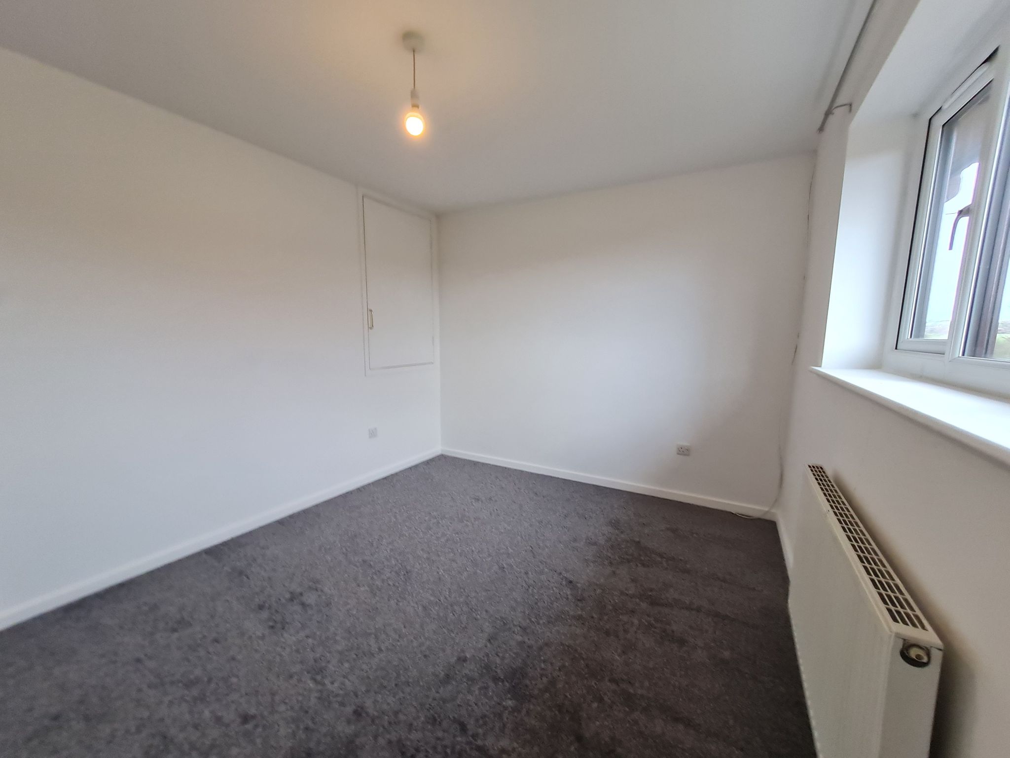 2 bedroom semi-detached house Let in Chorley - bedroom