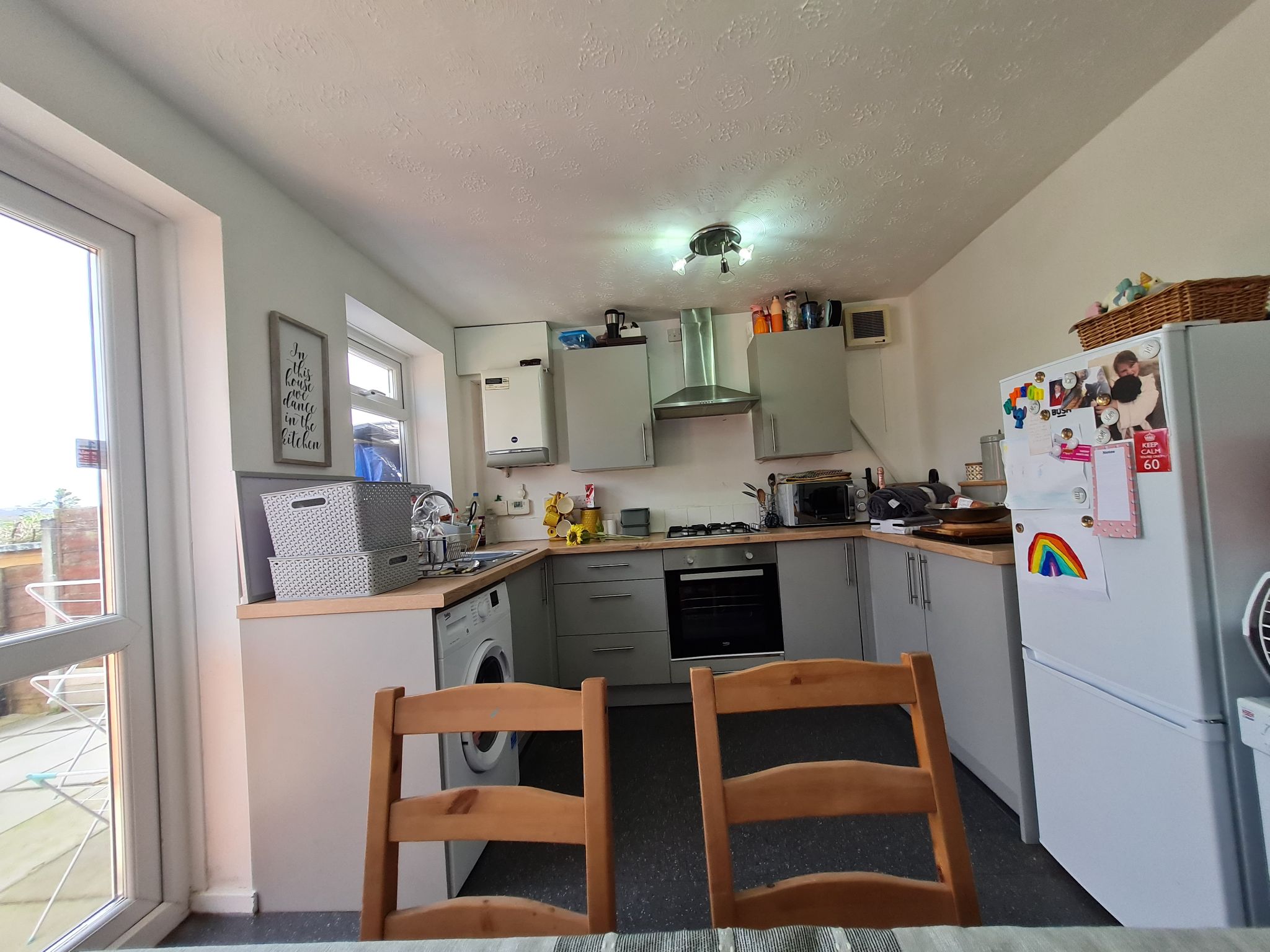 2 bedroom semi-detached house Let in Chorley - Photograph 4