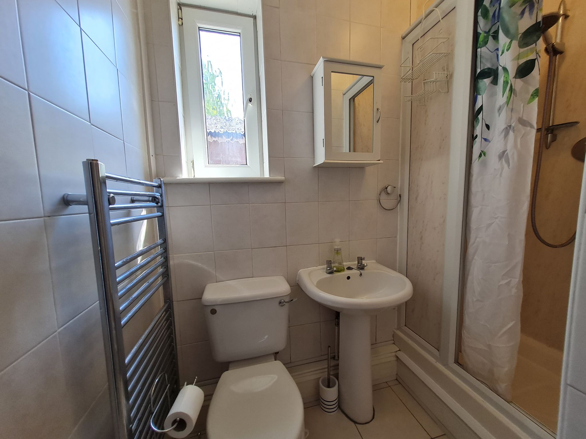 3 bedroom semi-detached dormer house Let Agreed in Chorley - family bathroom