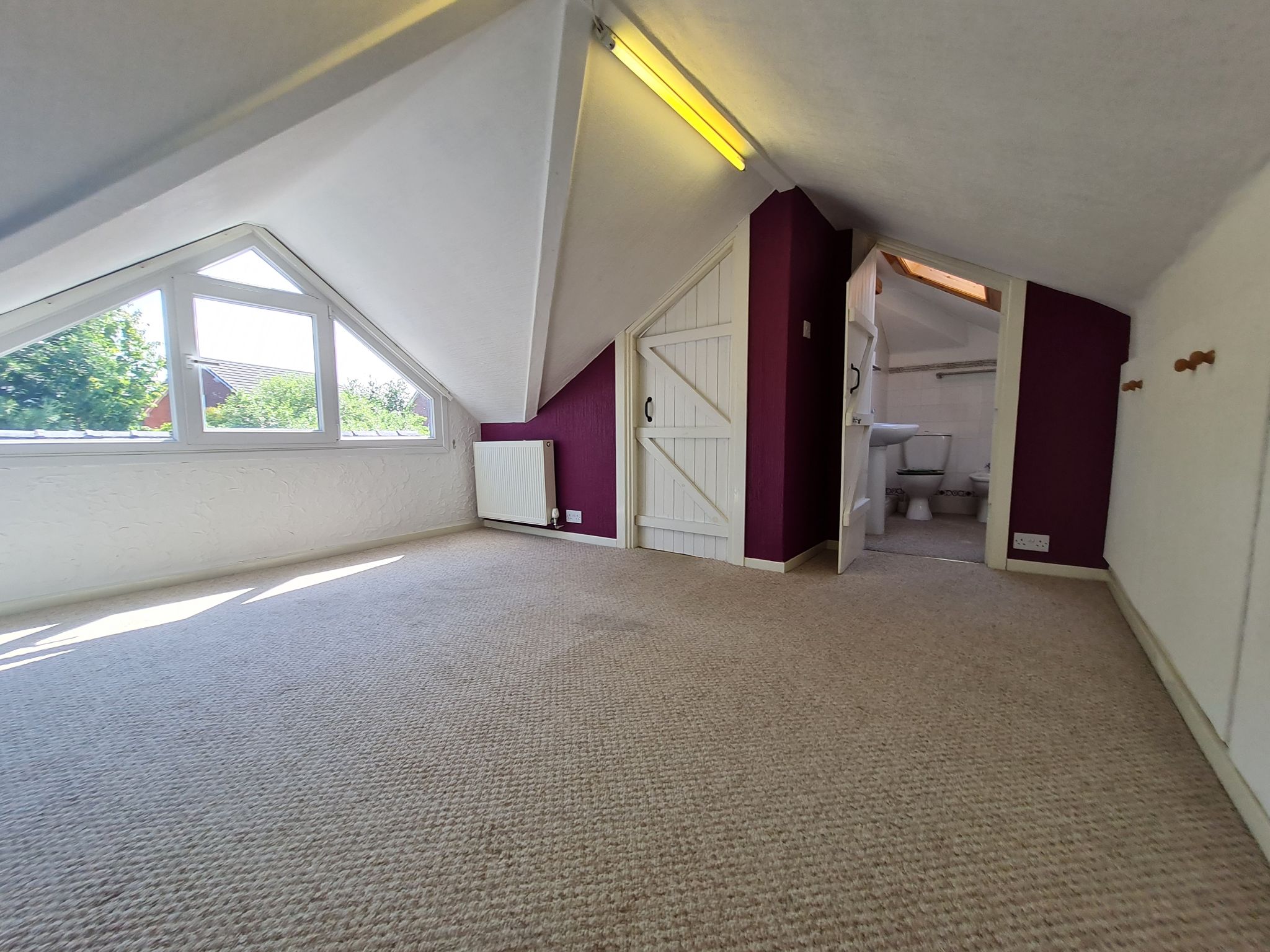 3 bedroom semi-detached dormer house Let Agreed in Chorley - Top bedroom