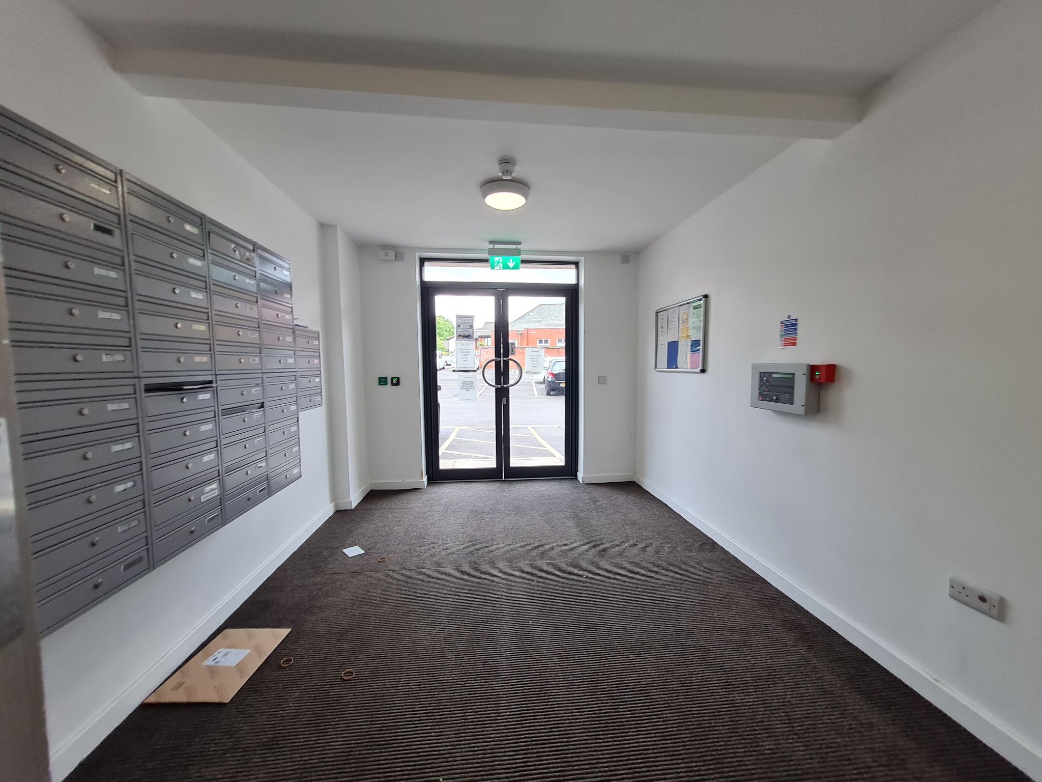 2 bedroom apartment flat/apartment To Let in Chorley - hallway