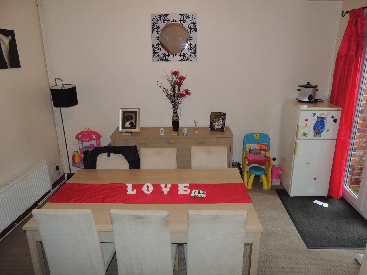 2 bedroom mid terraced house Let Agreed in Chorley - Dinning room