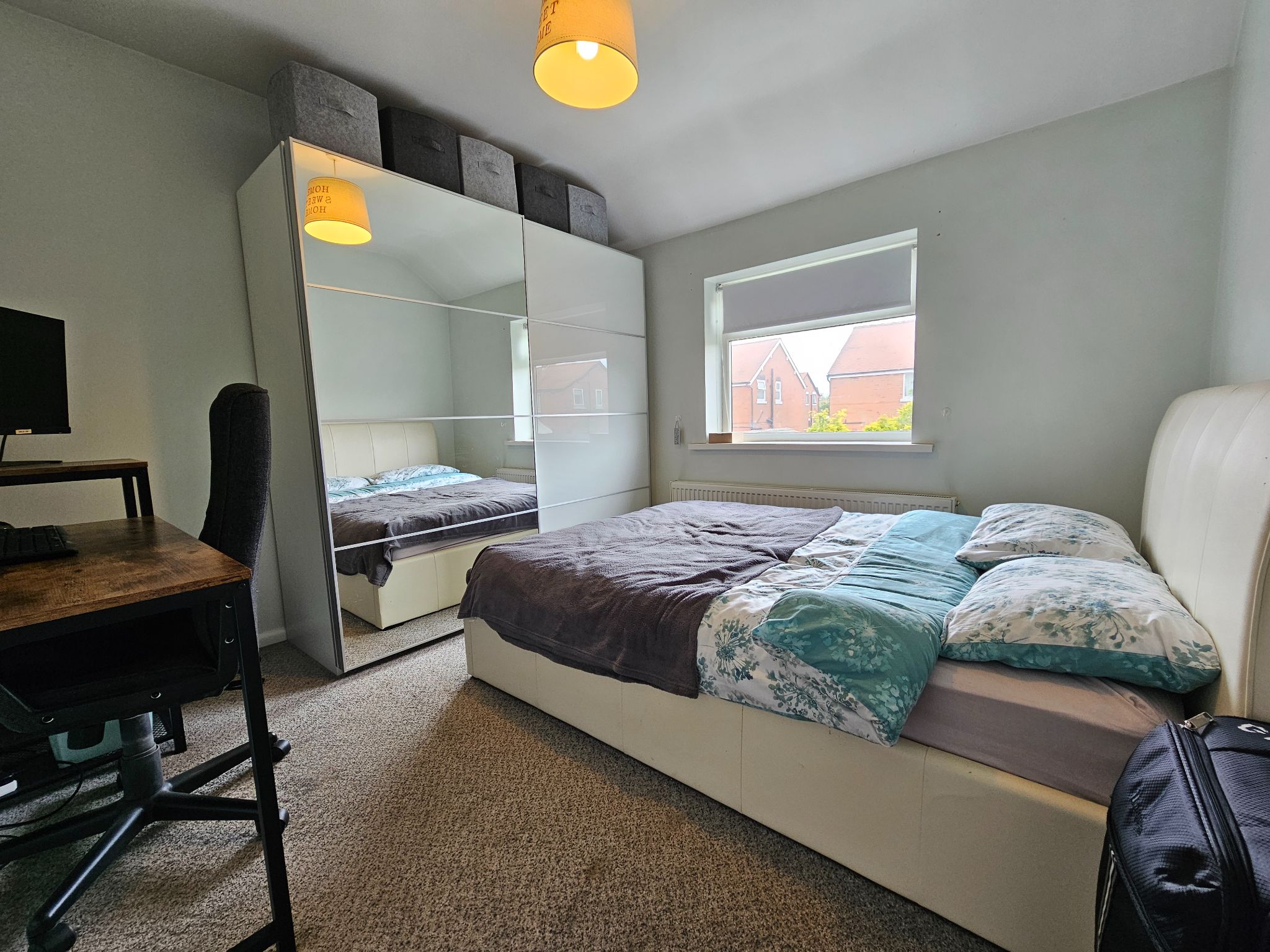 2 bedroom semi-detached house To Let in Preston - Double bedroom