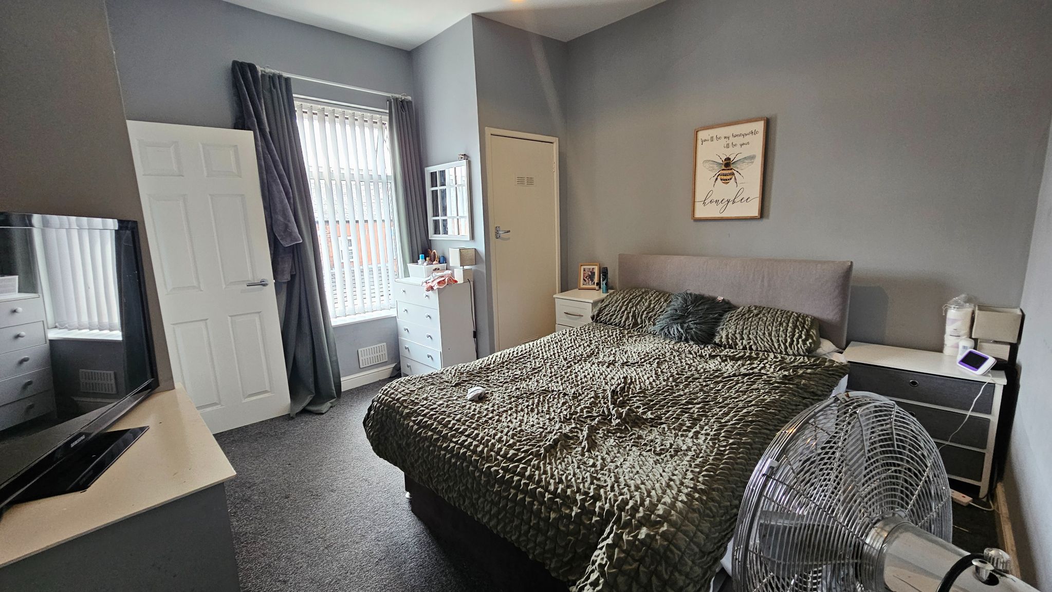 3 bedroom end terraced house To Let in Chorley - main bedroom