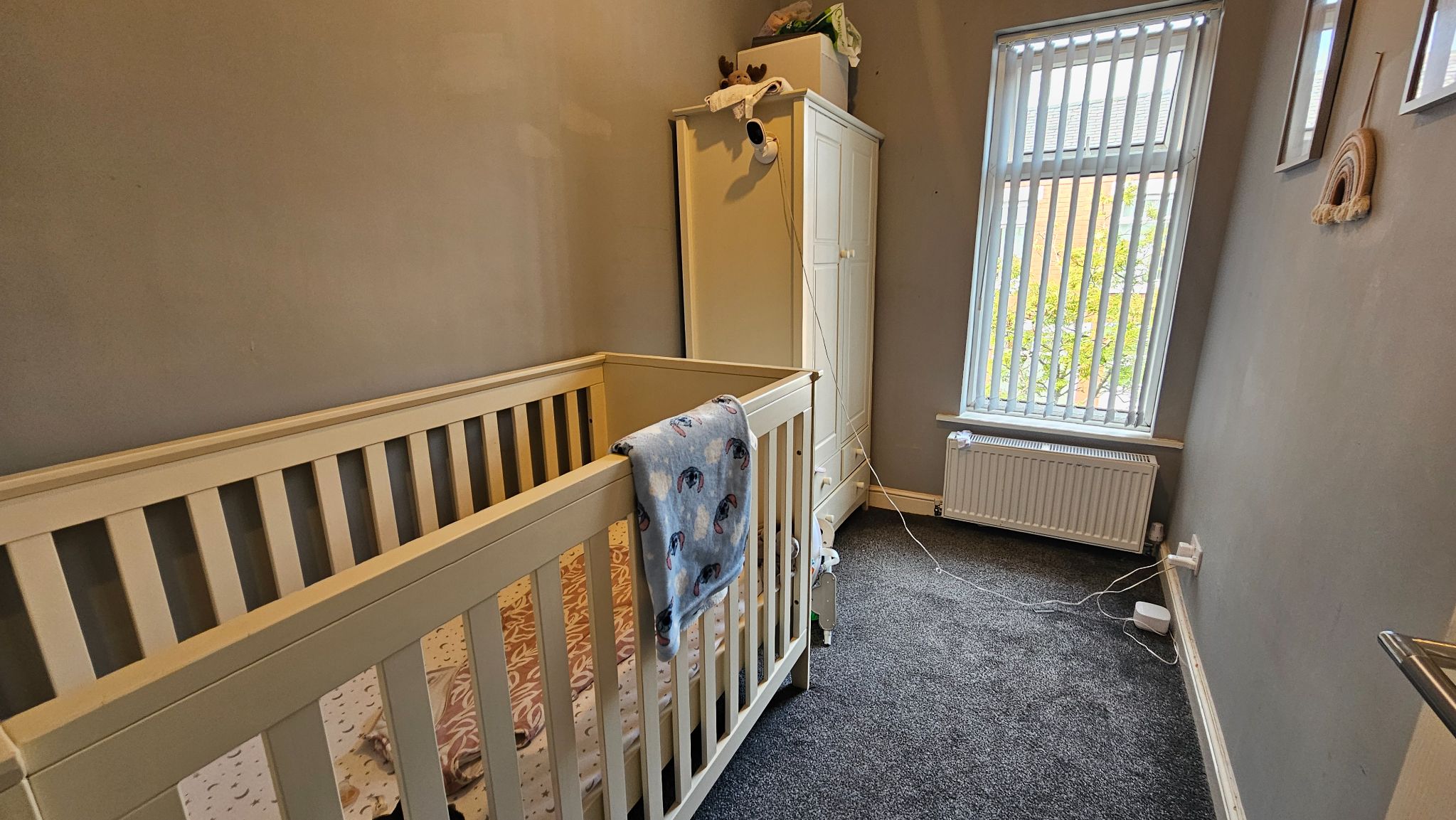 3 bedroom end terraced house To Let in Chorley - Thirds bedroom