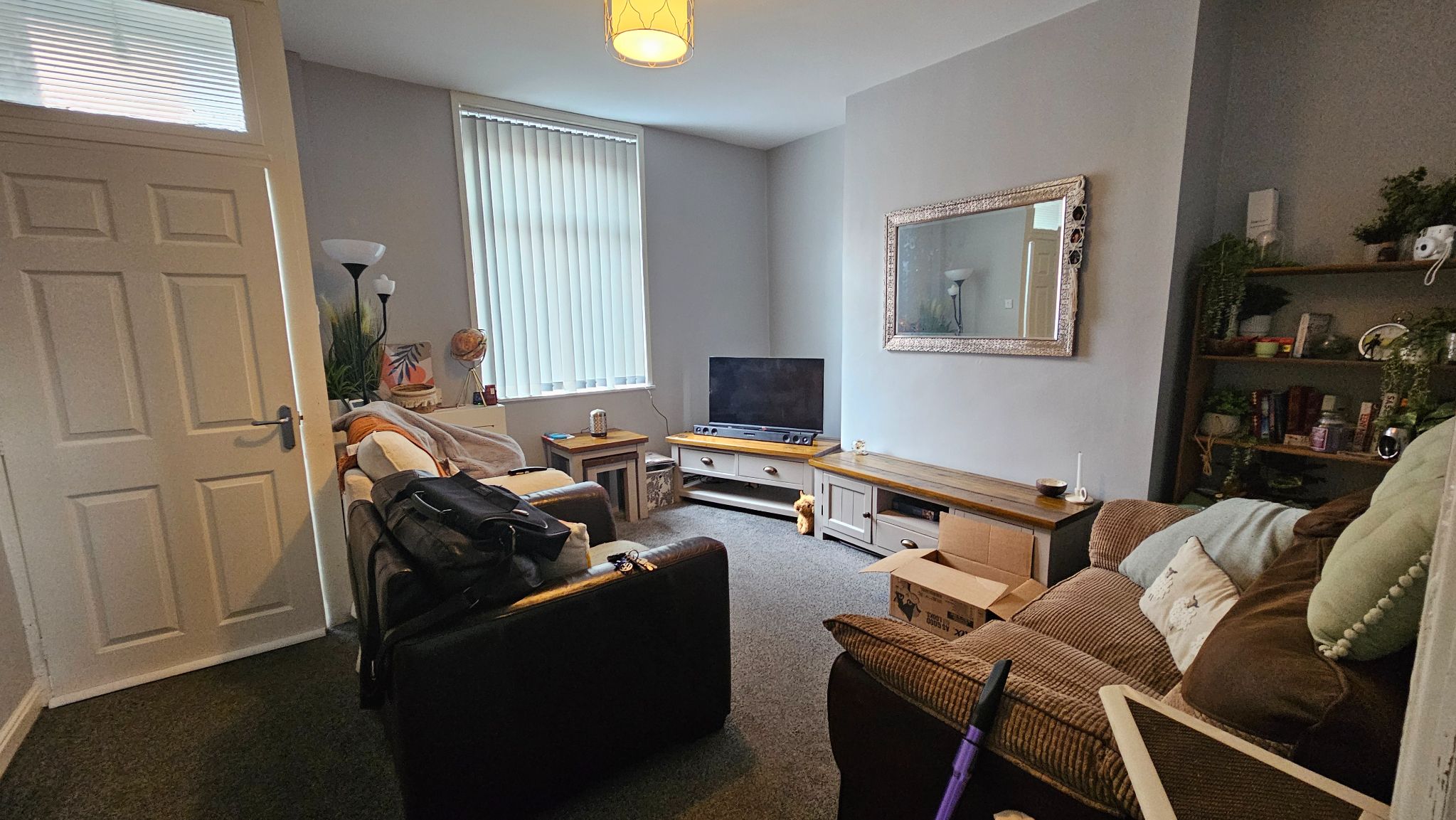 2 bedroom mid terraced house Let in Chorley - Property photograph