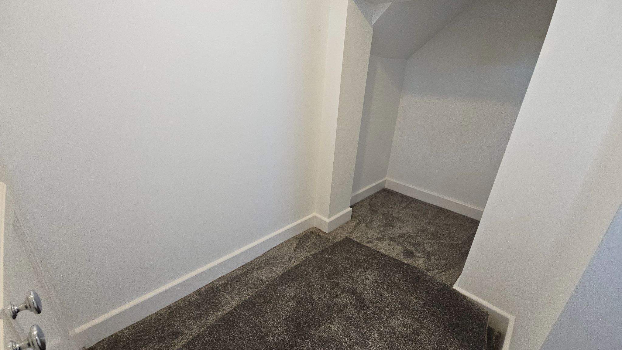 2 bedroom ground floor flat/apartment To Let in Wigan - utilty room