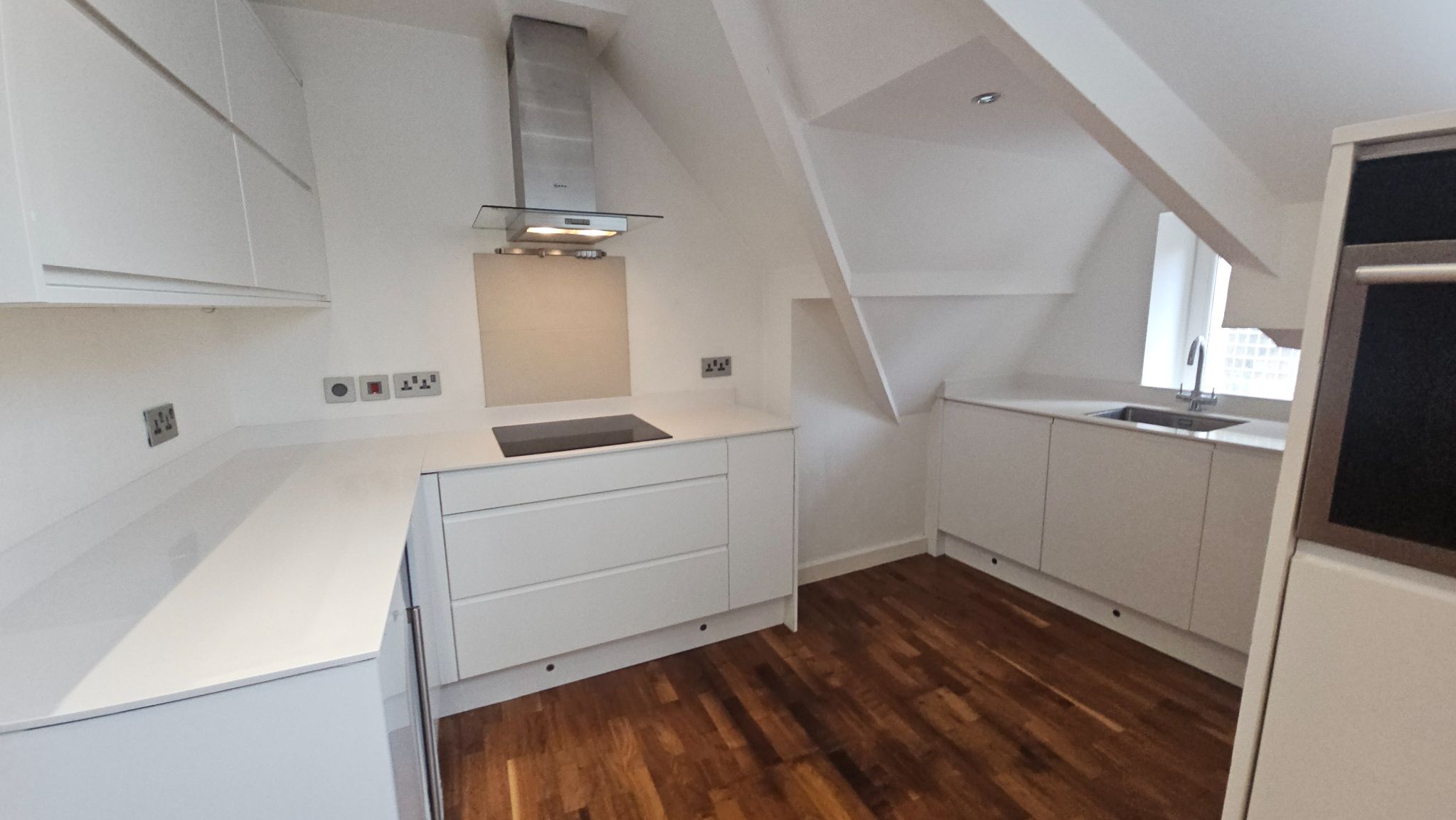 3 bedroom apartment flat/apartment To Let in King Street Manchester - Kitchen
