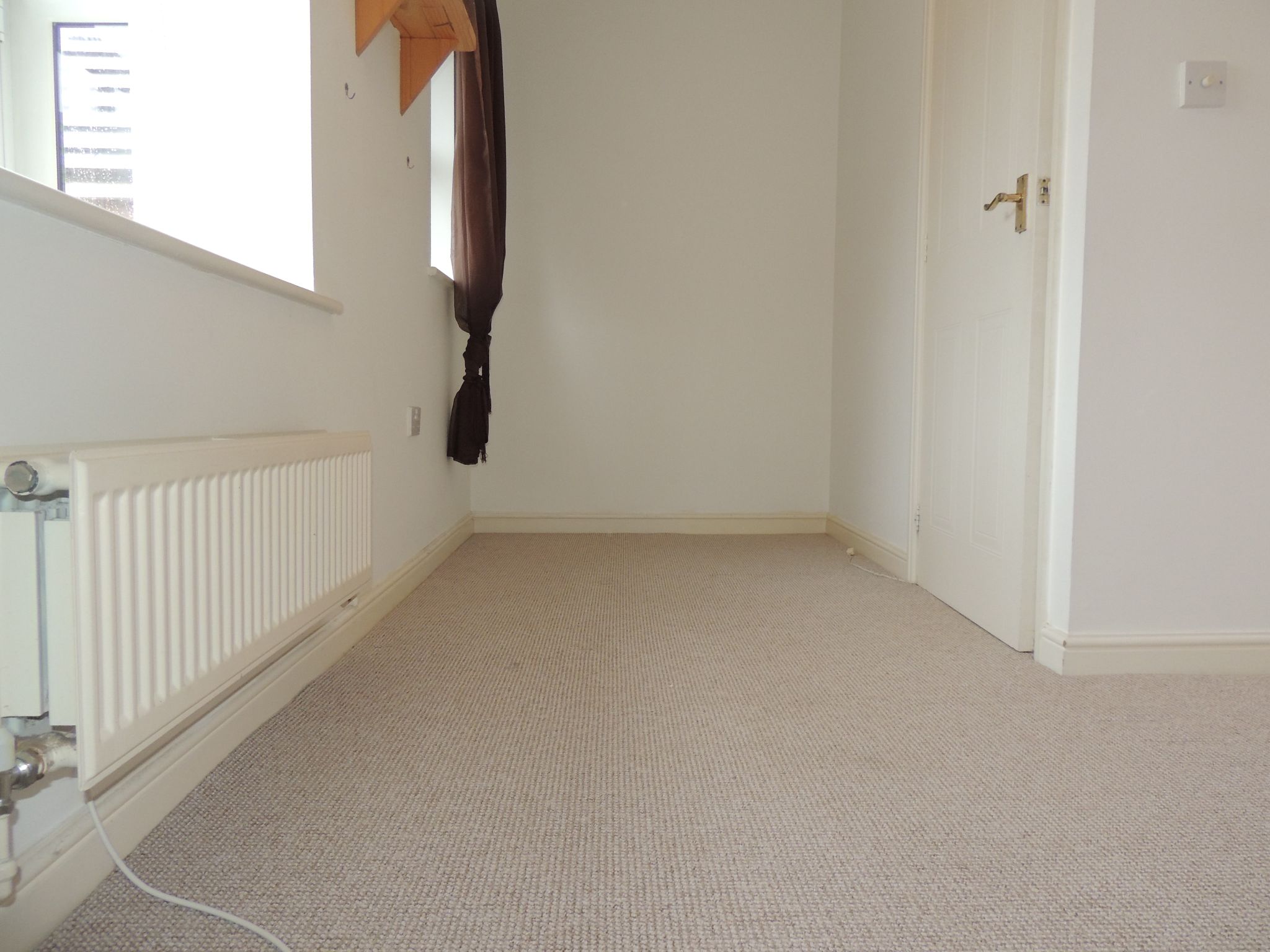 2 bedroom semi-detached house Let in Chorley - Second bedroom