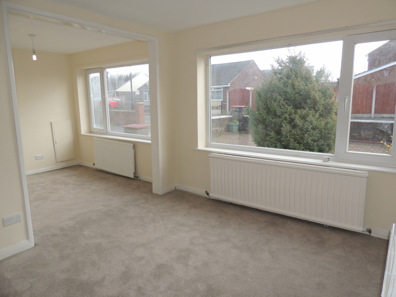 3 bedroom barn conversion house Let in Chorley - Photograph 1