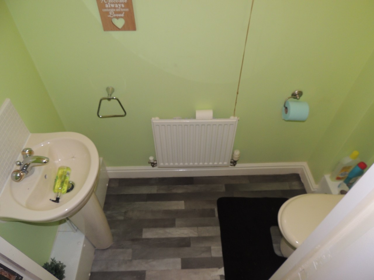 3 bedroom semi-detached house Let in Chorley - Photograph 10