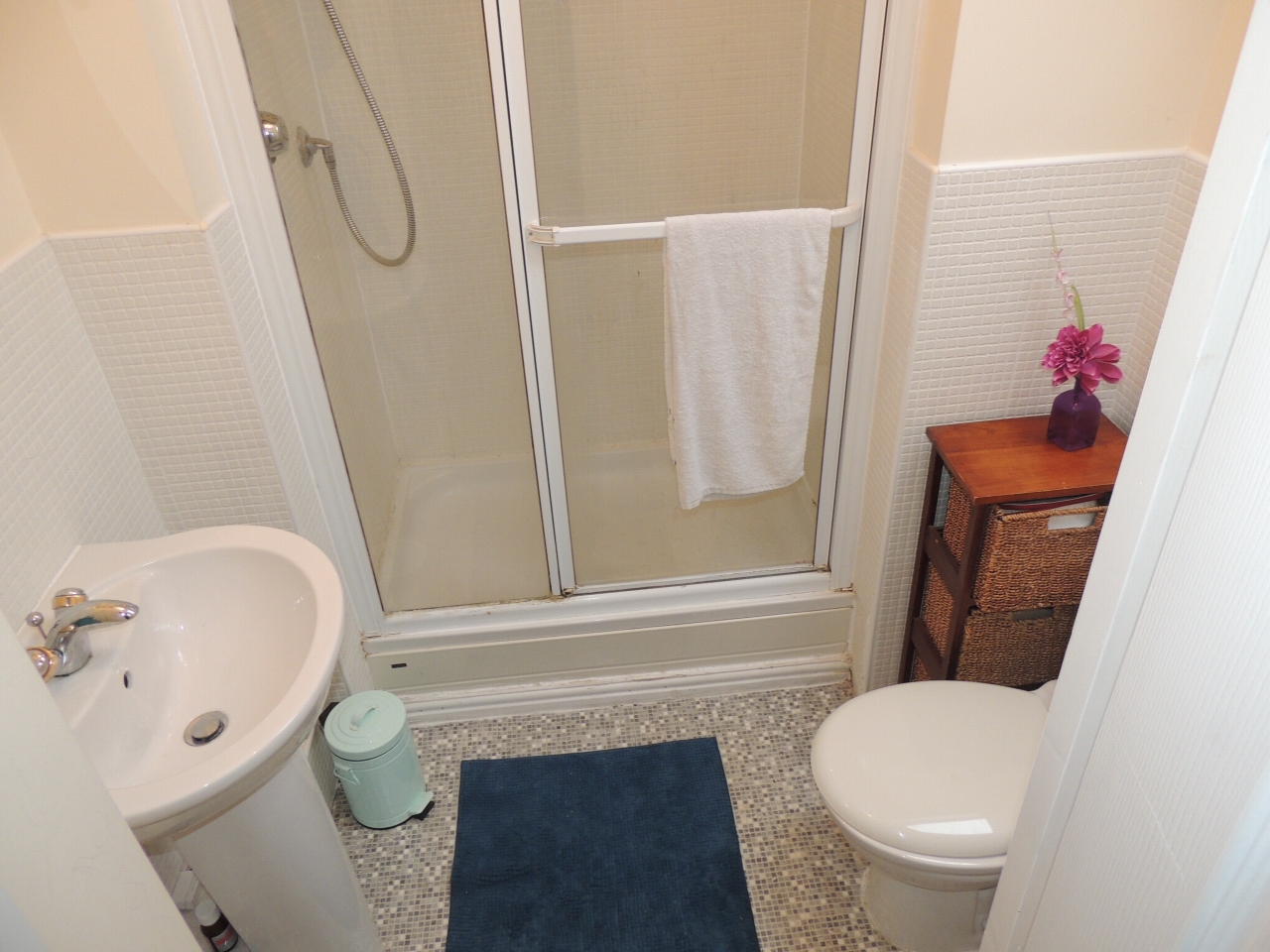 3 bedroom semi-detached house Let in Chorley - Photograph 12