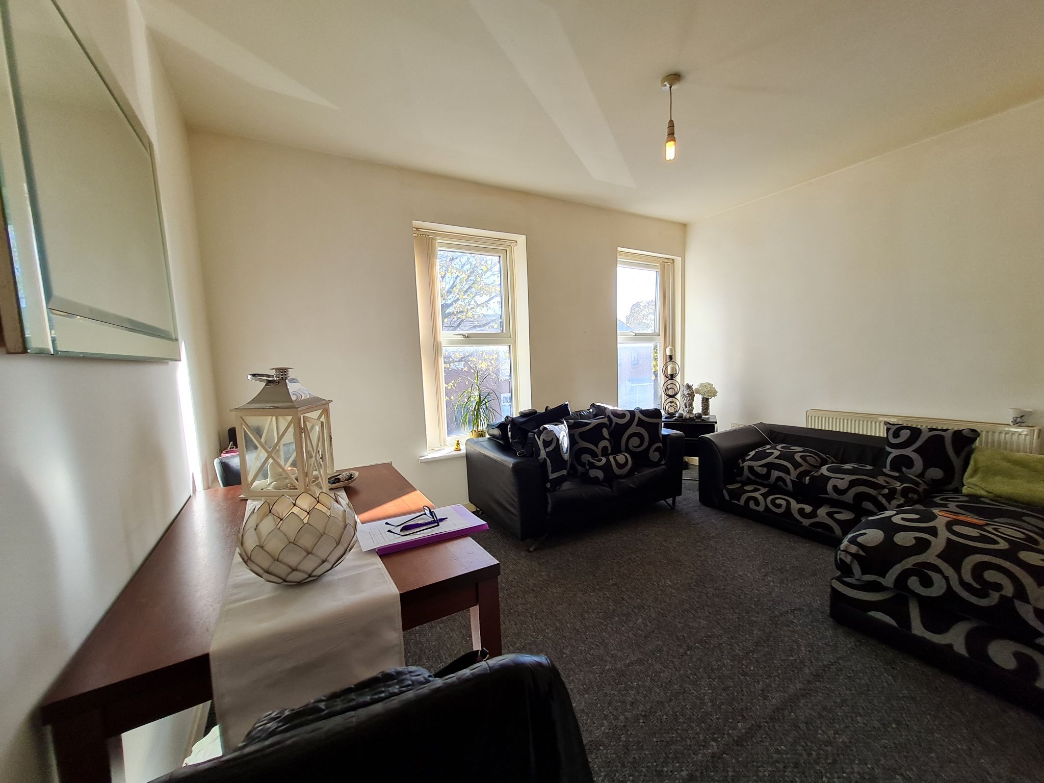 1 bedroom apartment flat/apartment To Let in Chorley - Lounge