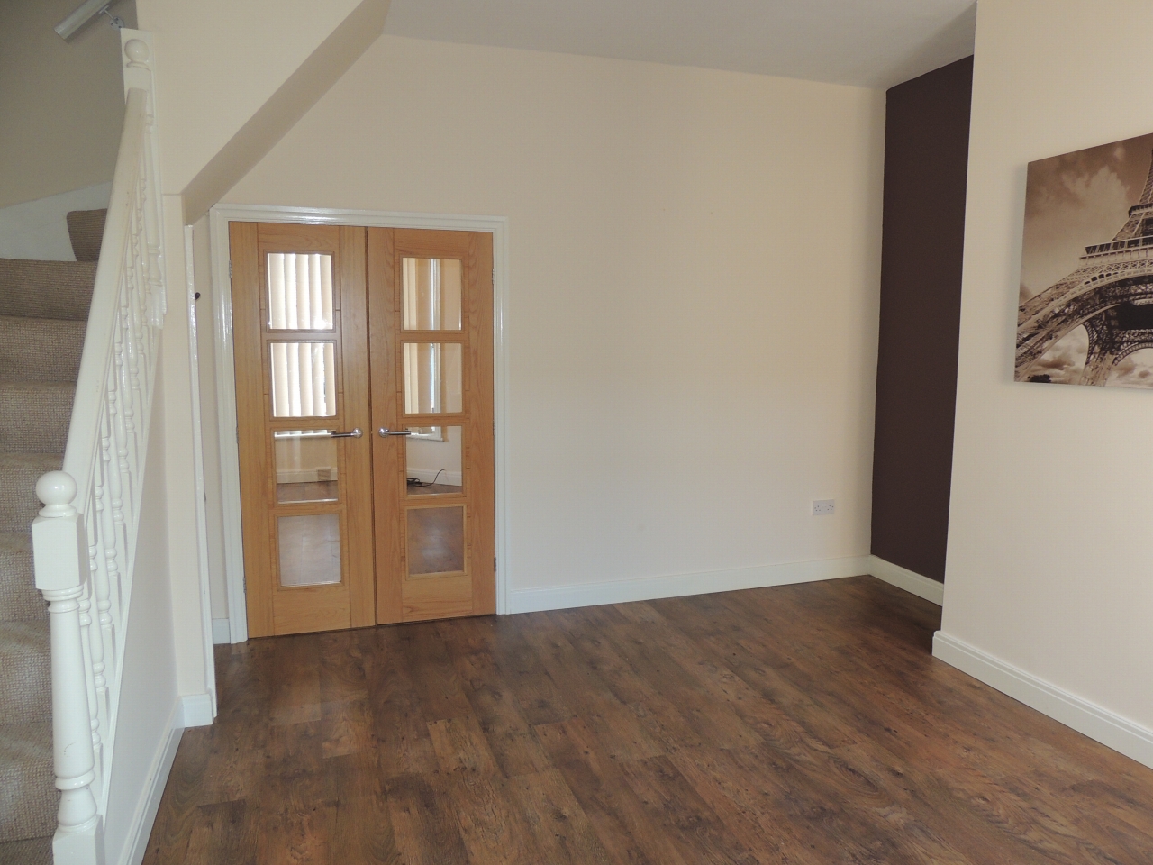 3 bedroom mid terraced house Let in Chorley - Photograph 1