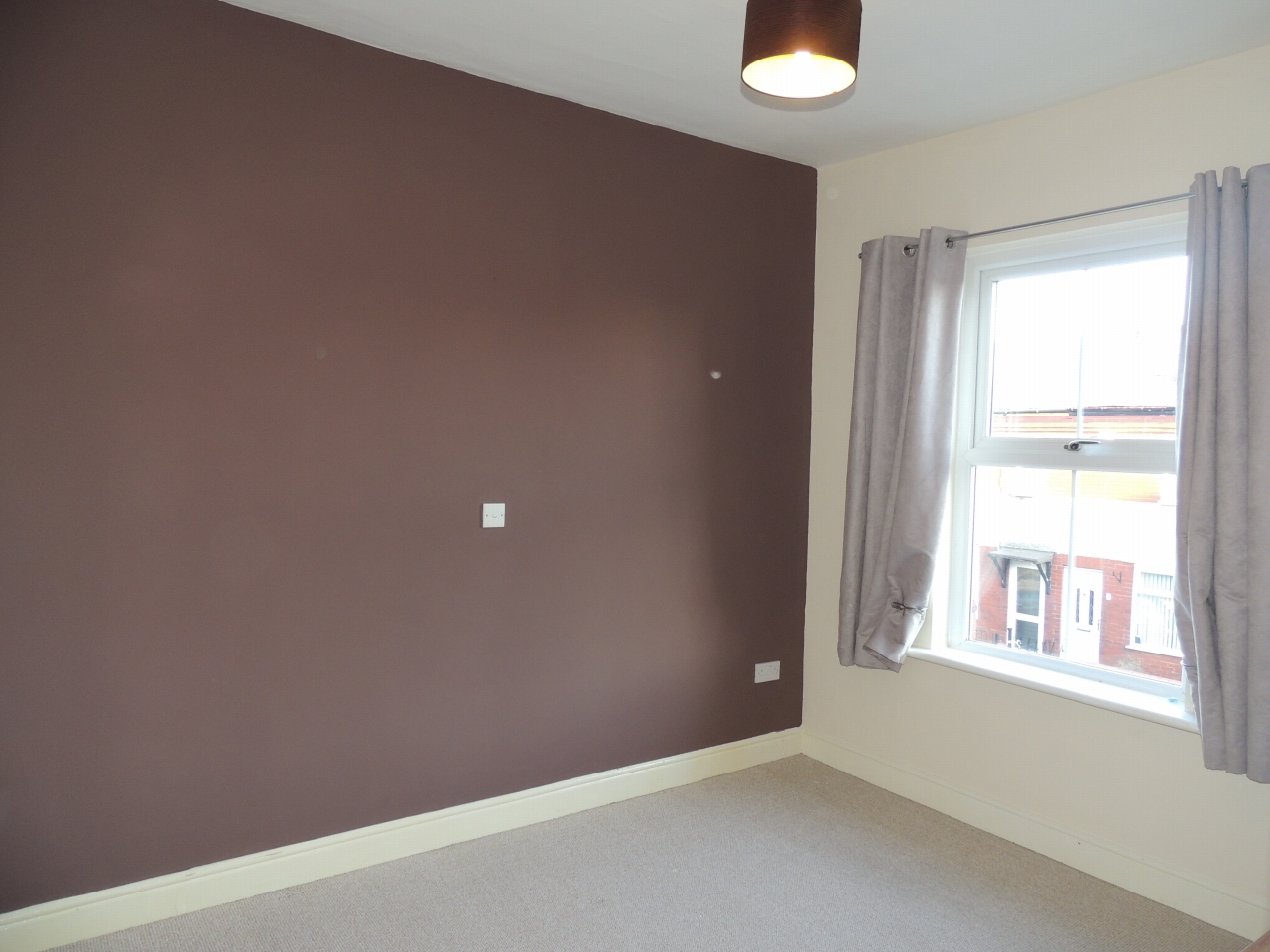 3 bedroom mid terraced house Let in Chorley - Photograph 17