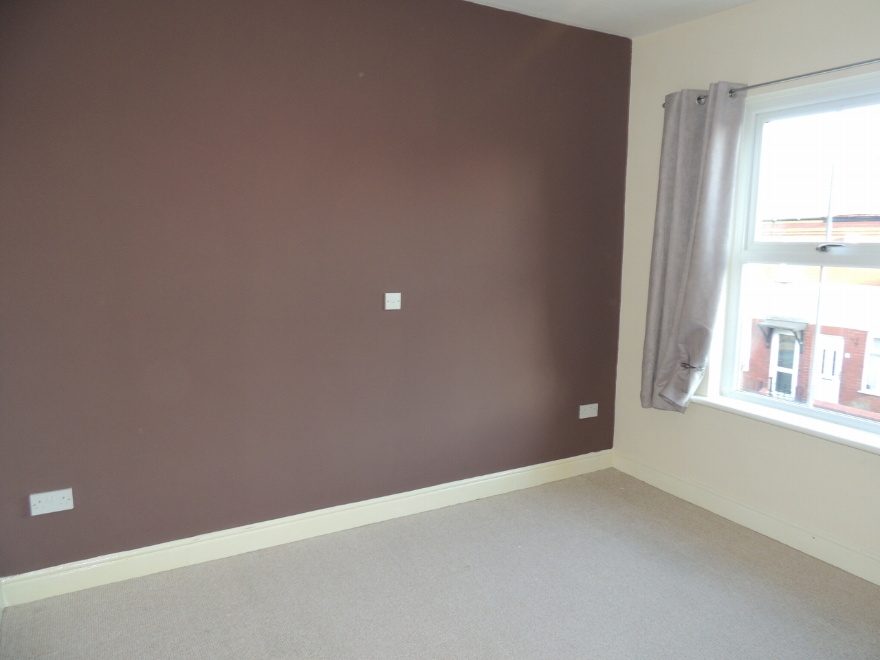 3 bedroom mid terraced house Let in Chorley - Photograph 19