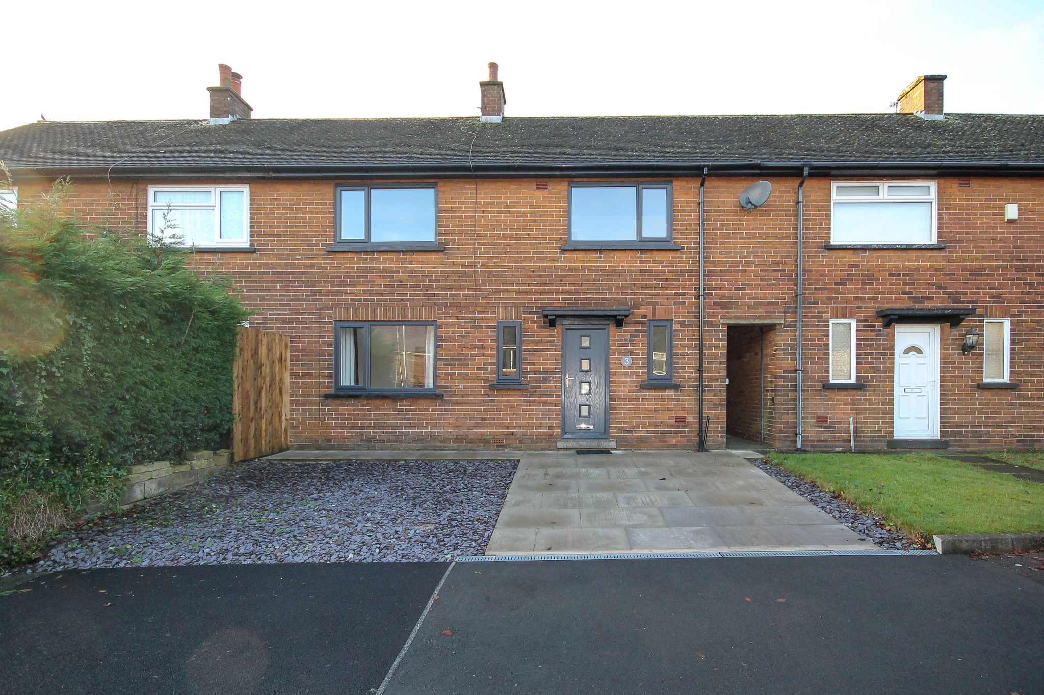 3 bedroom mews house For Sale in Bolton - Photograph 1