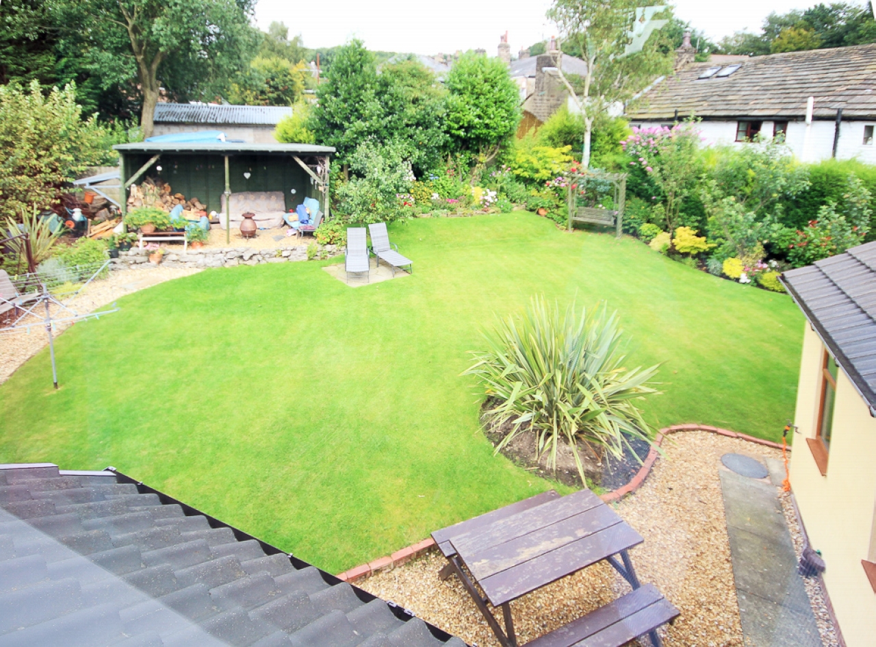4 bedroom detached bungalow Sale Agreed in Bolton - 24