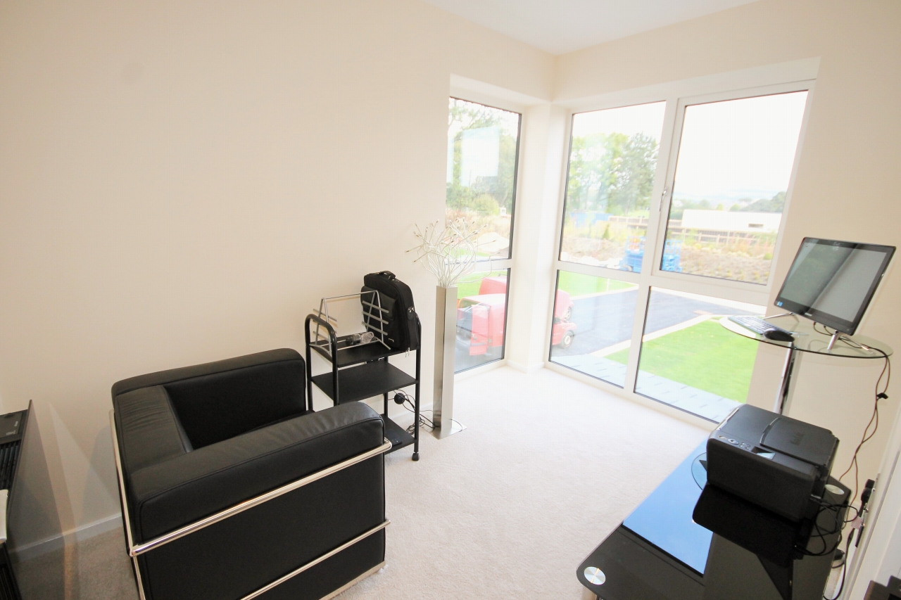 4 bedroom detached house For Sale in Bolton - Photograph 11