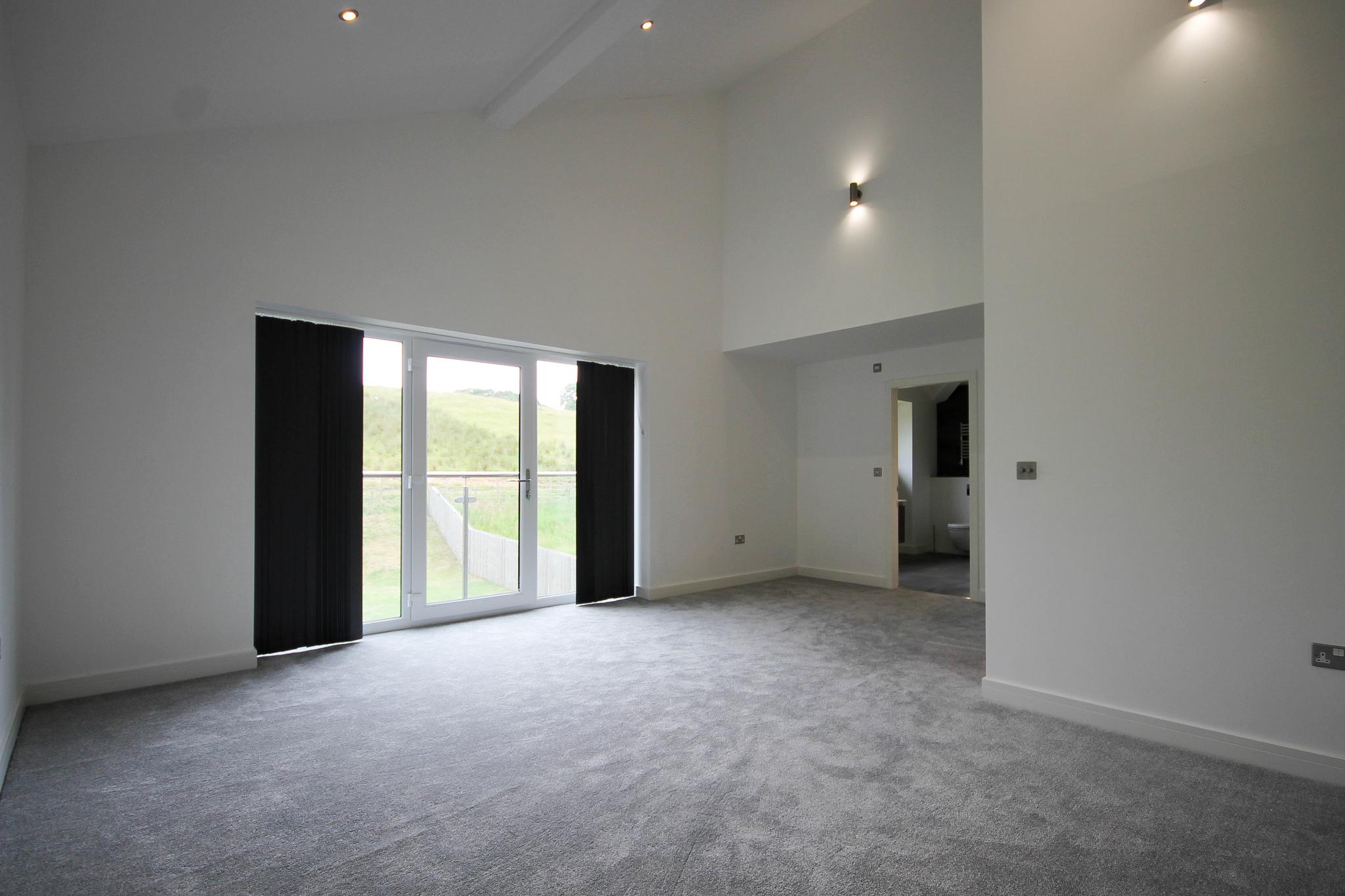 4 bedroom detached house For Sale in Bolton - Photograph 11