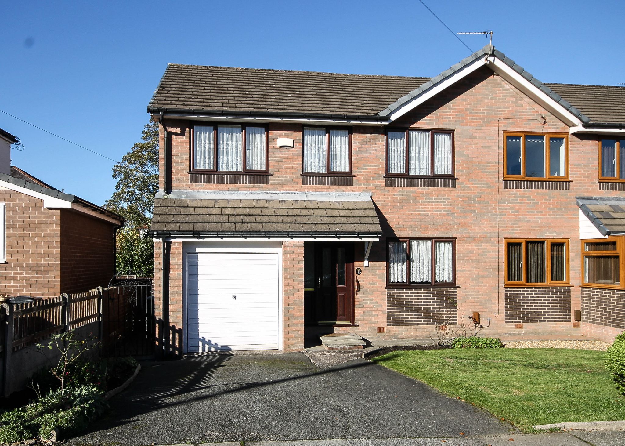 4 bedroom semi-detached house Sale Agreed in Bolton - Photograph 1