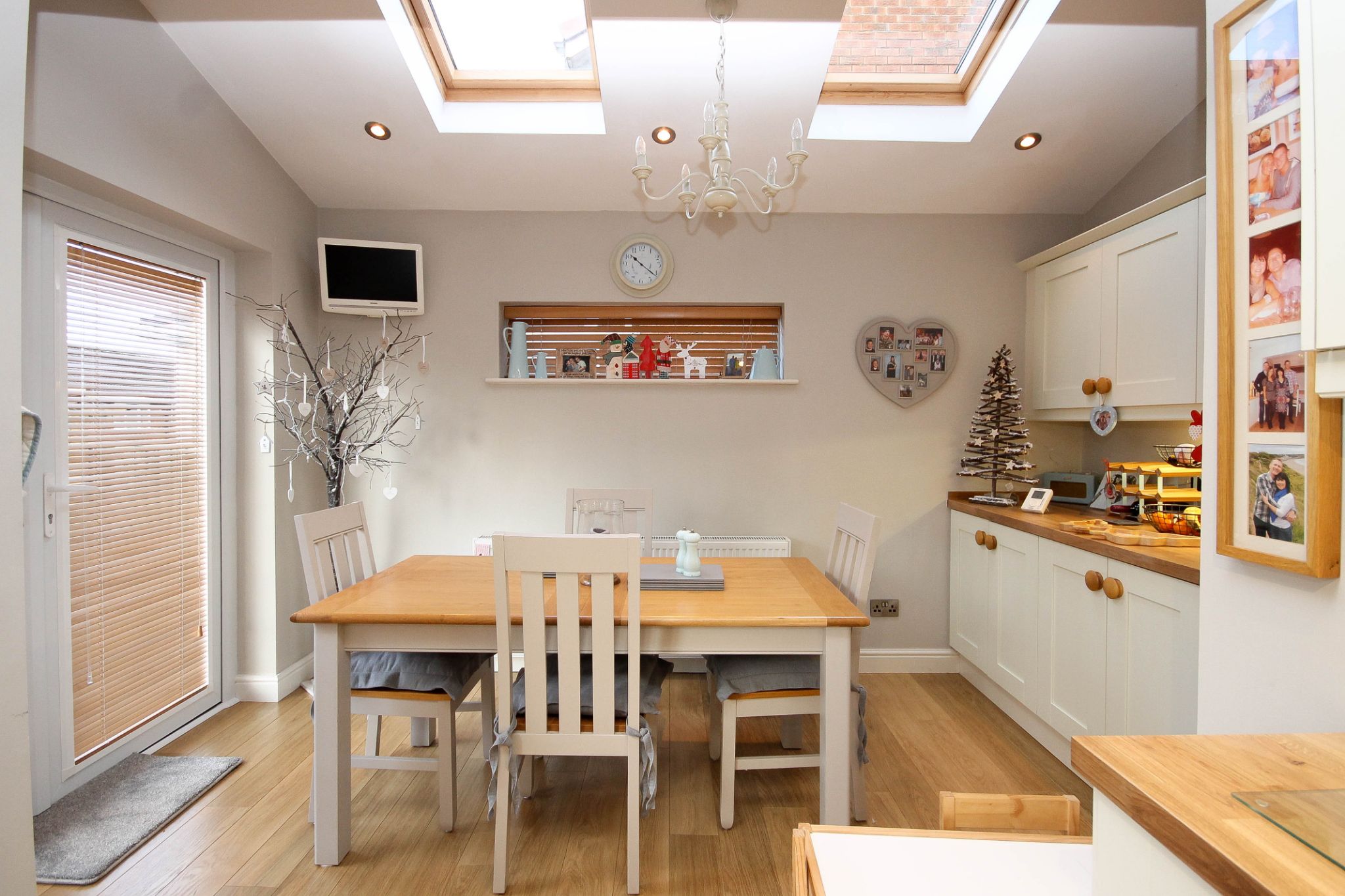 4 bedroom detached house SSTC in Bolton - Photograph 13