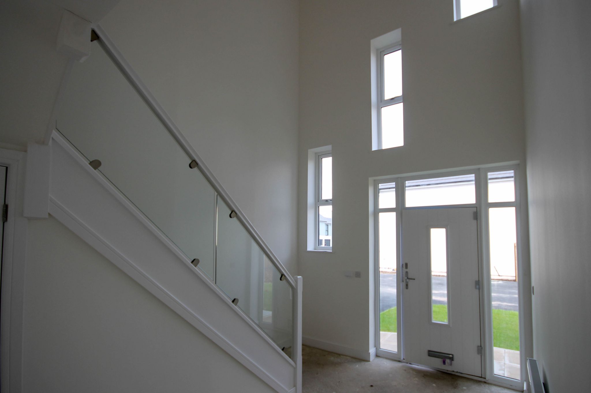 5 bedroom detached house For Sale in Darwen - Photograph 9
