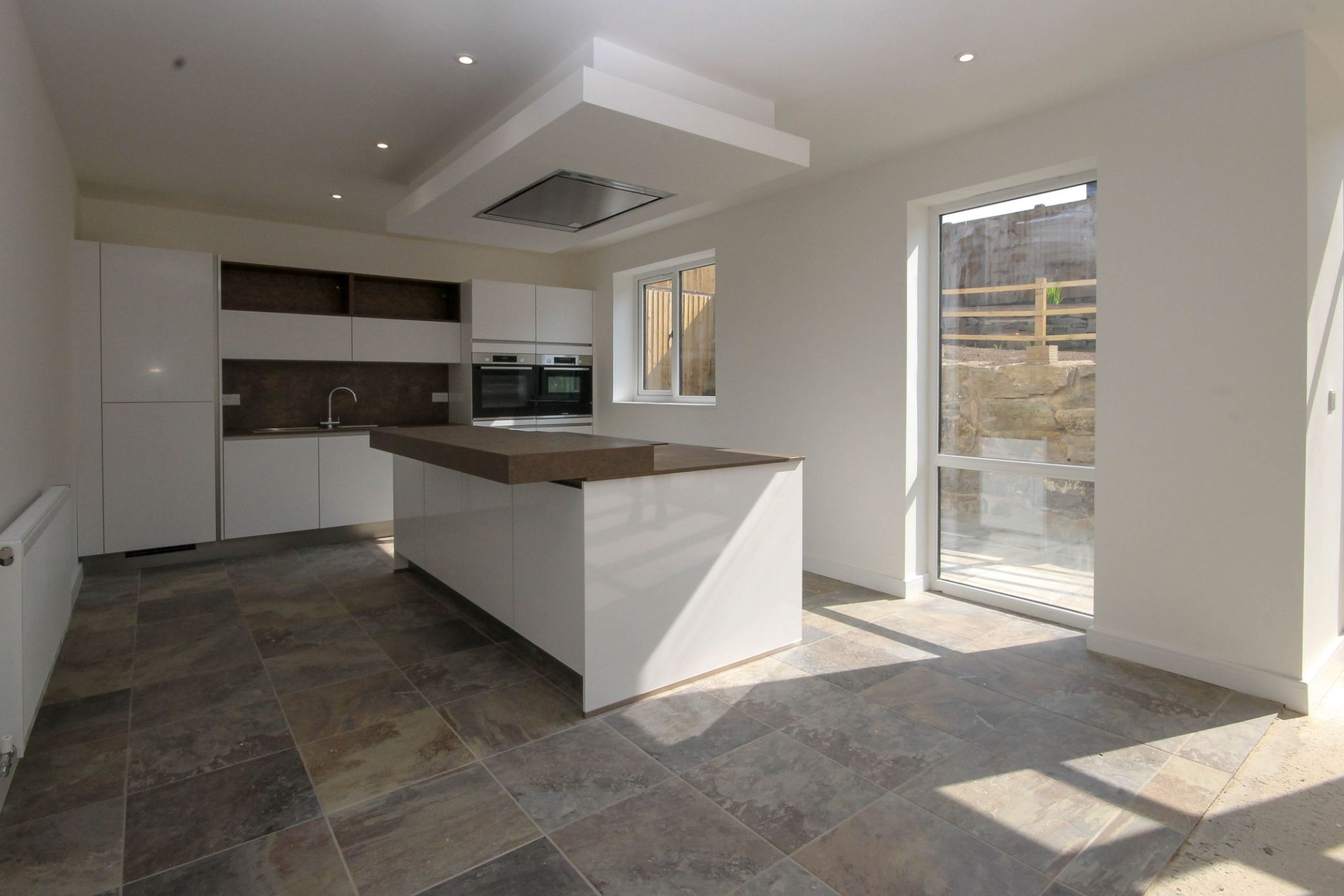5 bedroom detached house For Sale in Darwen - Photograph 6