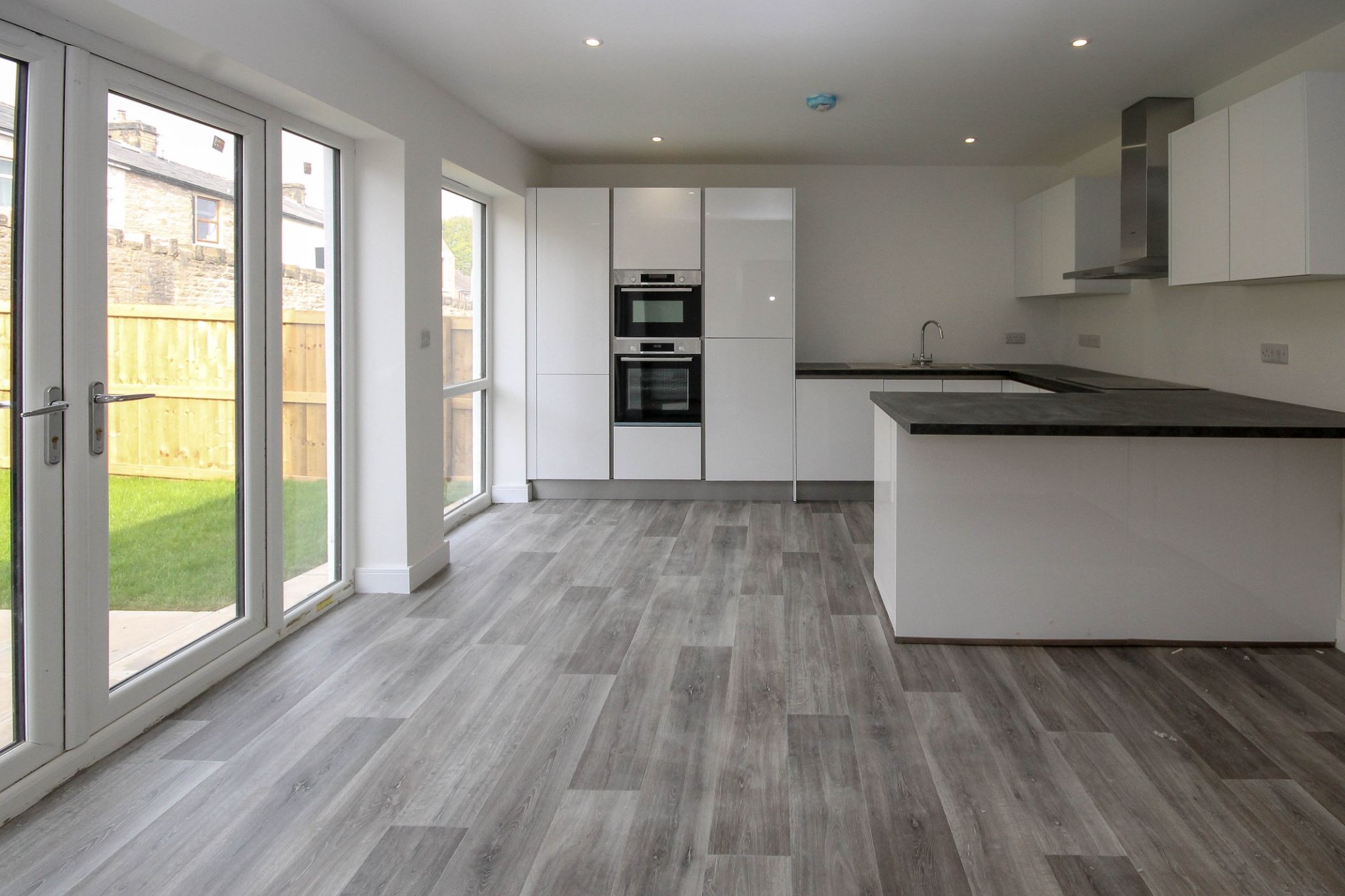 4 bedroom semi-detached house For Sale in Darwen - Photograph 2