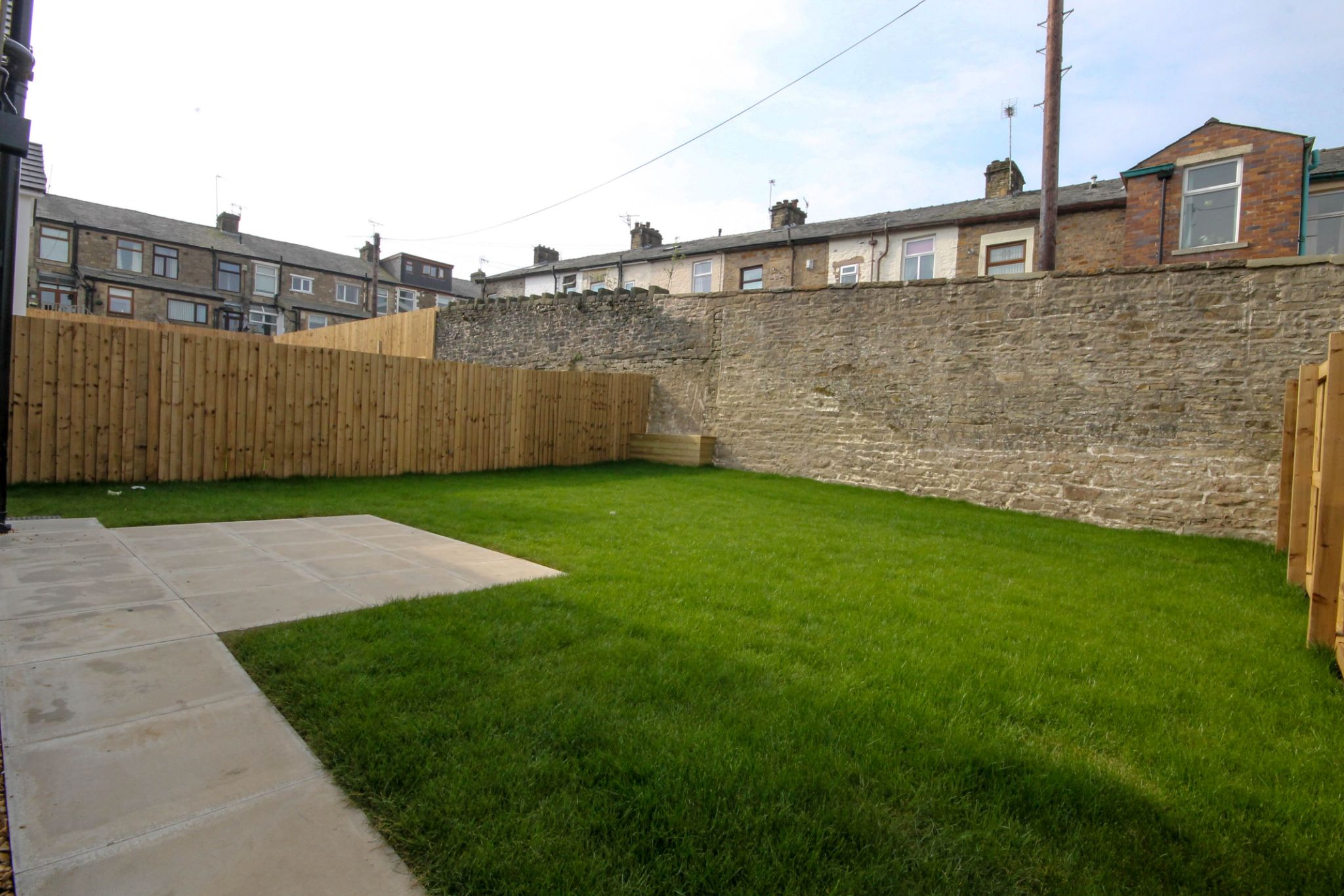 4 bedroom semi-detached house For Sale in Darwen - Photograph 17