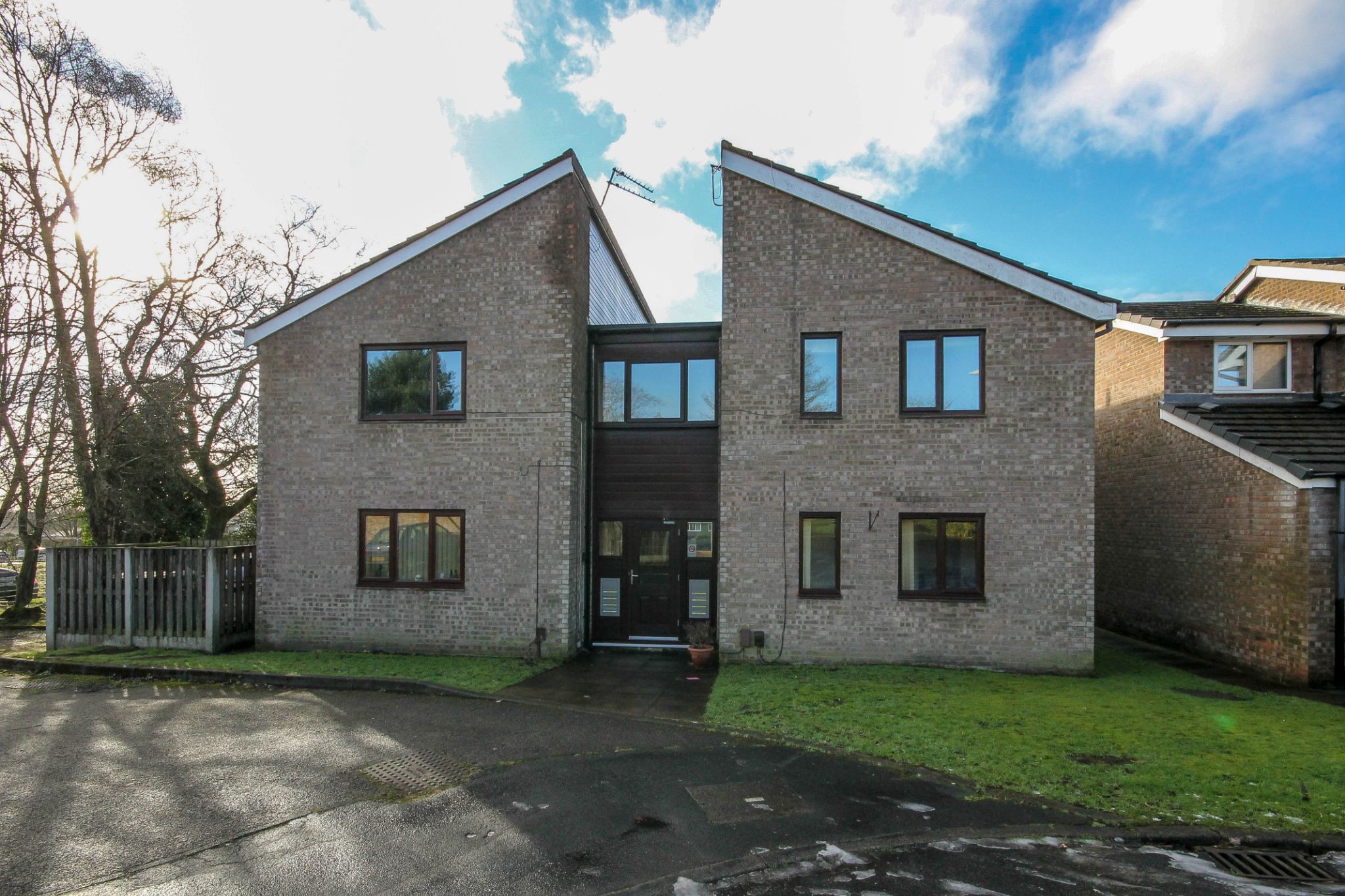 studio flat/apartment For Sale in Bolton - Photograph 7