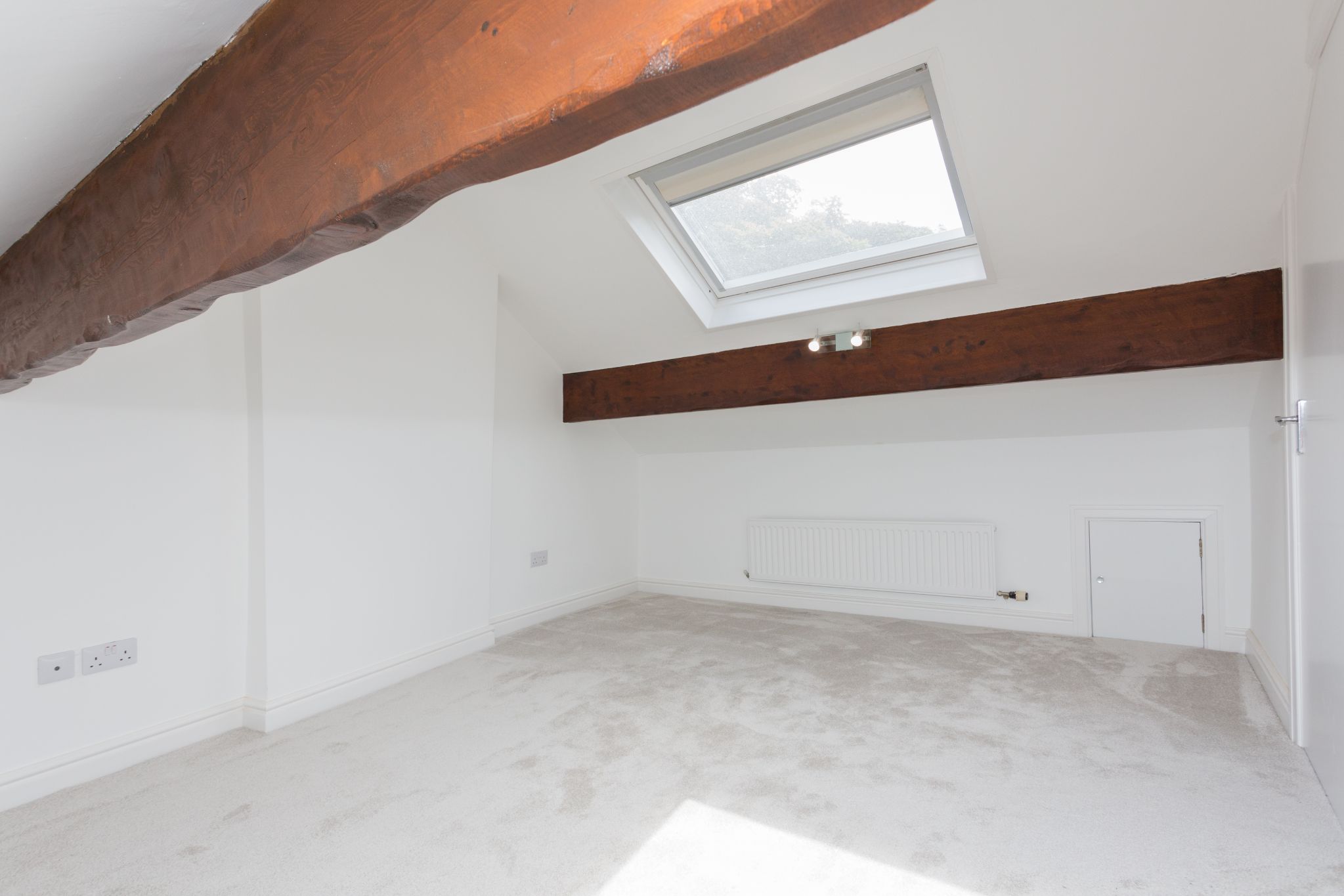 5 bedroom detached house For Sale in Bolton - Photograph 29