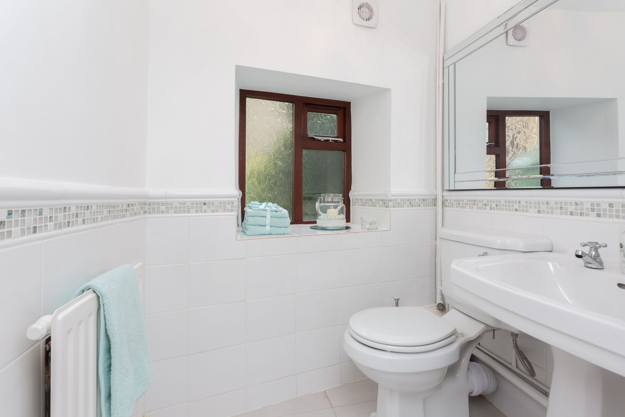 5 bedroom detached house For Sale in Bolton - Photograph 13