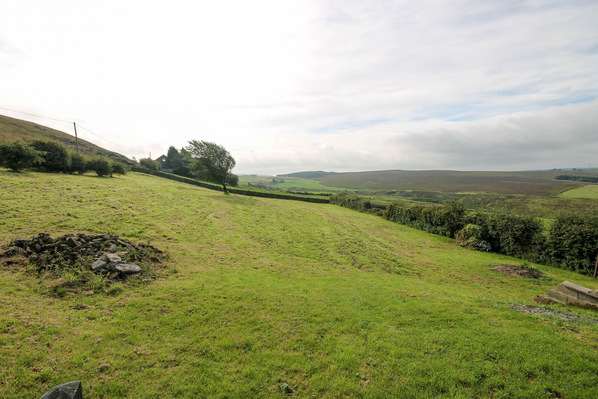 6 bedroom barn conversion house Sale Agreed in Darwen - Photograph 64