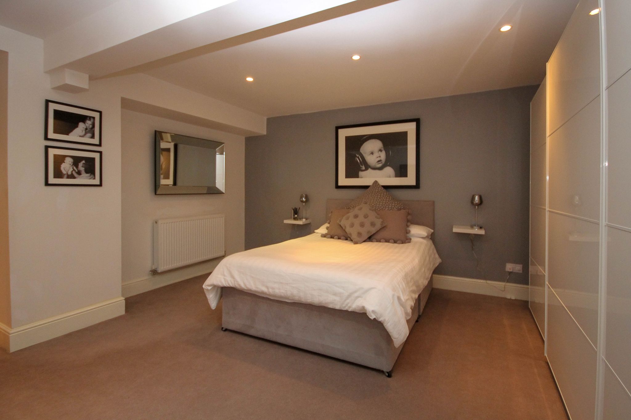 5 bedroom town house For Sale in Bolton - Photograph 19