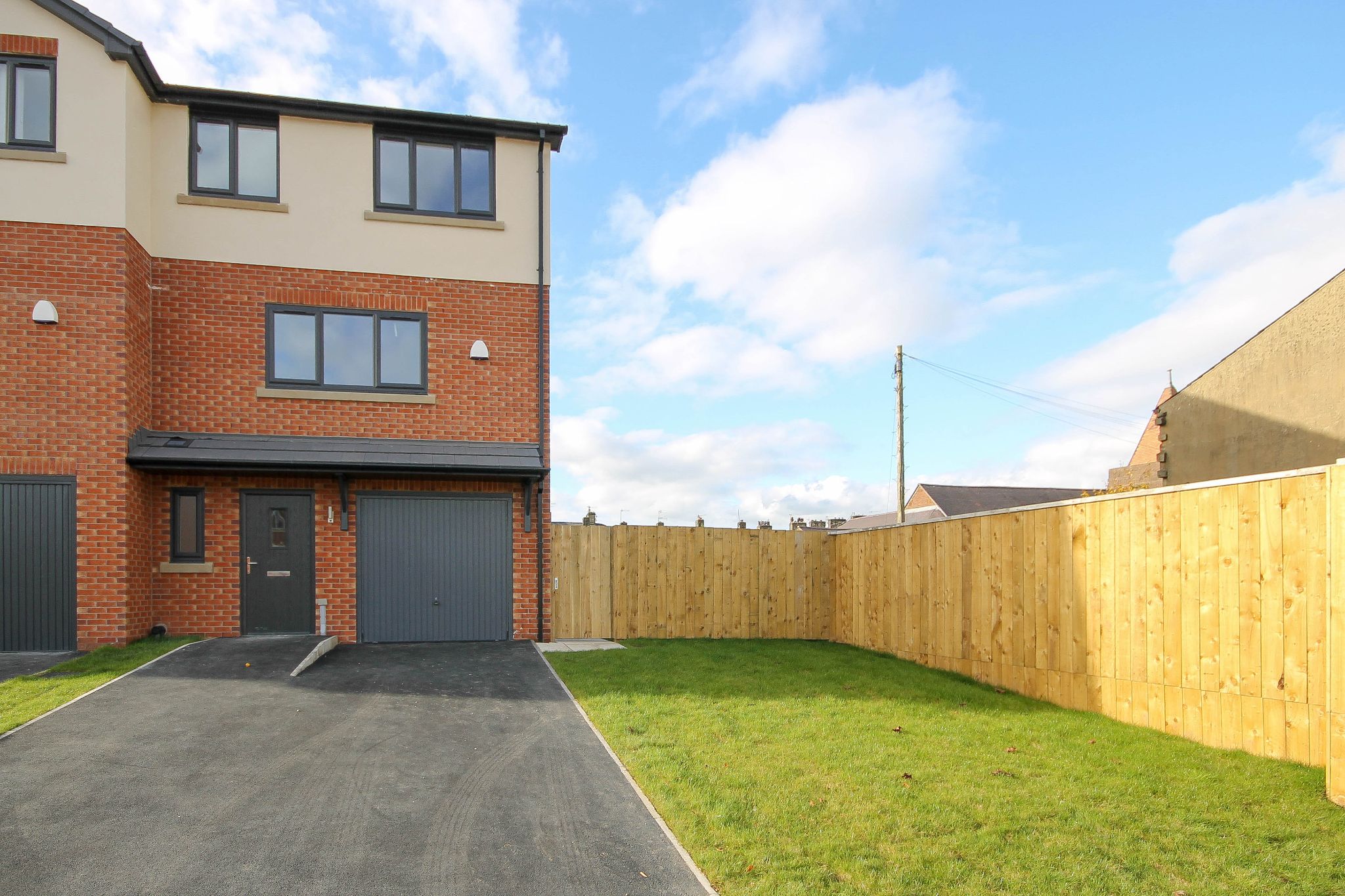 3 bedroom mews house For Sale in Oswaldtwistle - Photograph 23