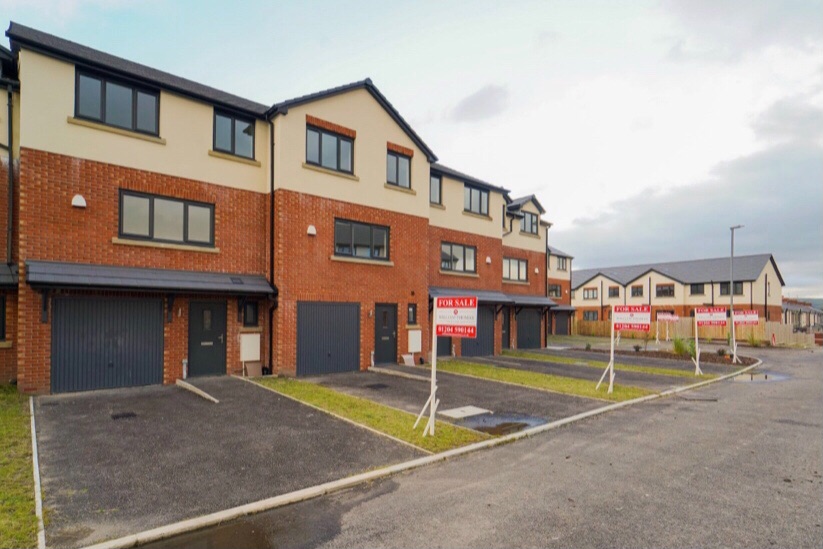 4 bedroom town house SSTC in Oswaldtwistle - Photograph 1
