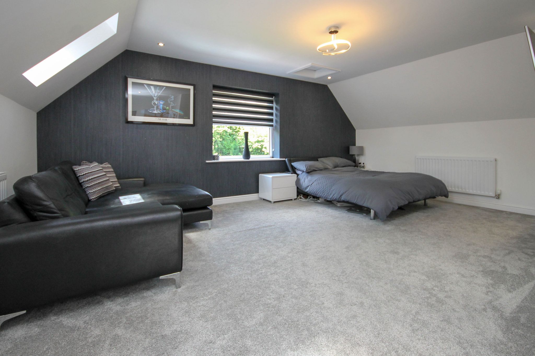 5 bedroom detached house Sale Agreed in Bolton - Photograph 32
