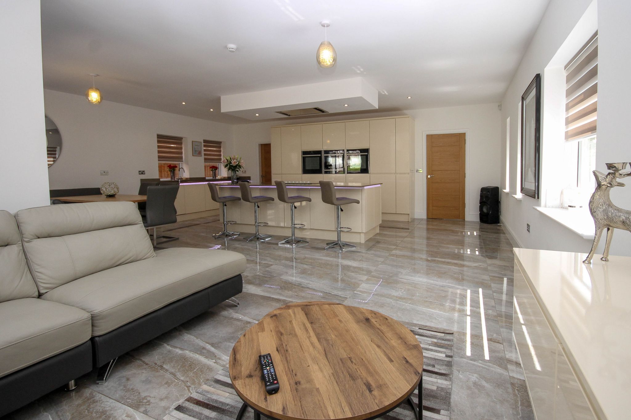 5 bedroom detached house Sale Agreed in Bolton - Photograph 15