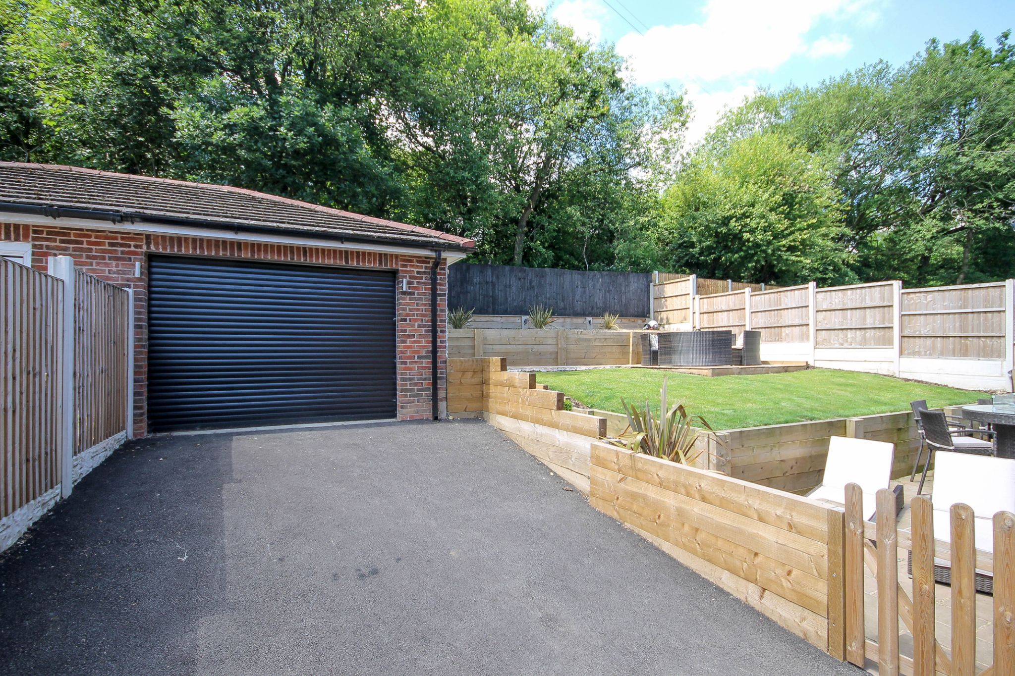 5 bedroom detached house Sale Agreed in Bolton - Photograph 44