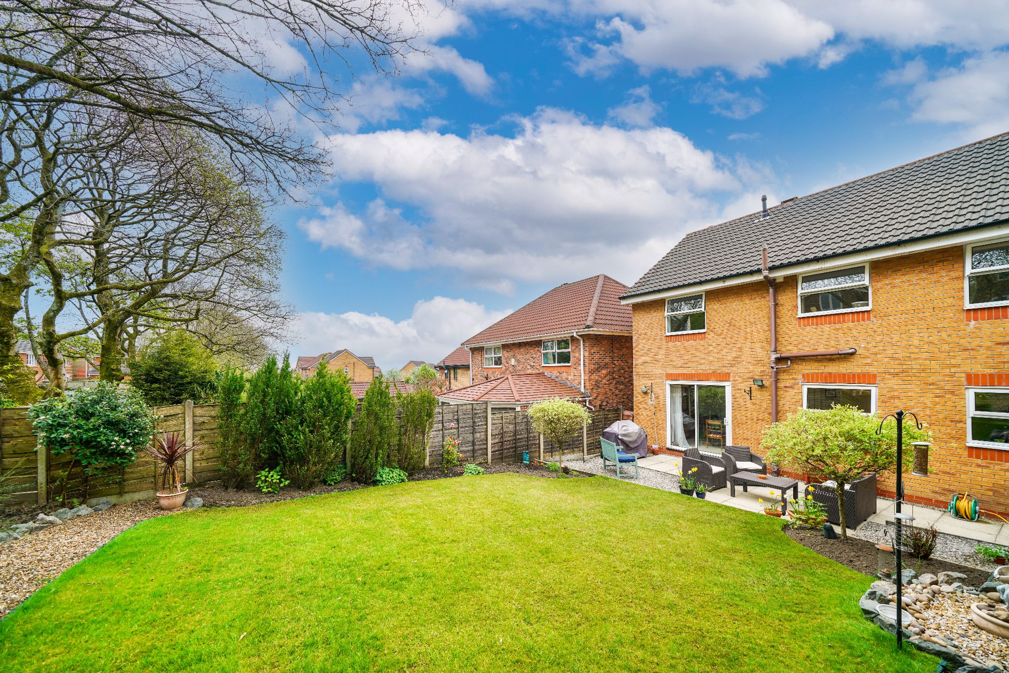 4 bedroom detached house Sale Agreed in Bolton - Photograph 97