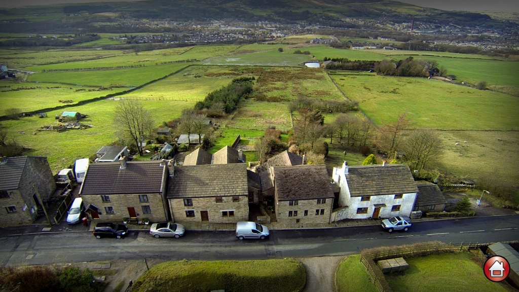 3 bedroom cottage house Sale Agreed in Darwen - 24