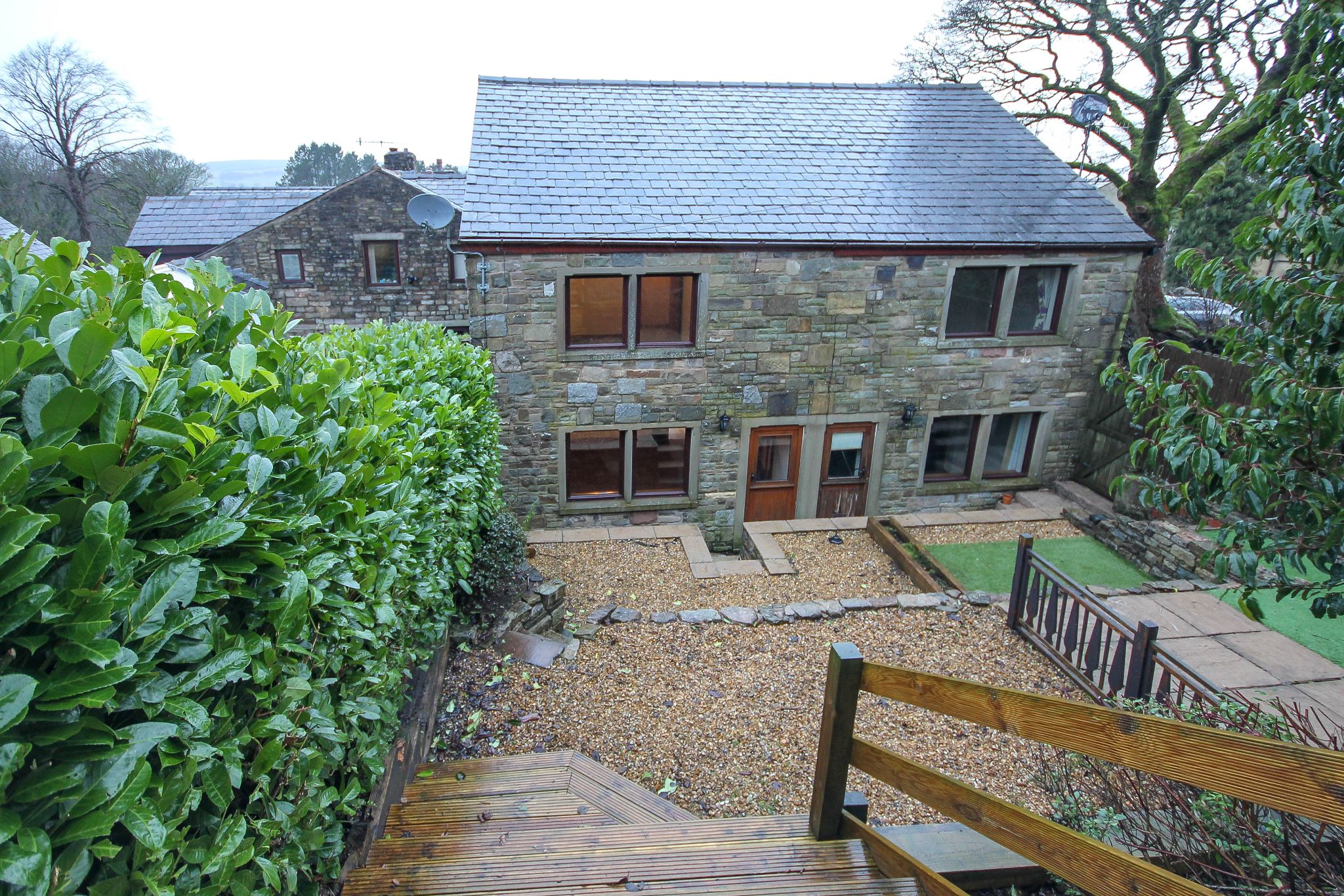 2 bedroom cottage house For Sale in Darwen - Photograph 1