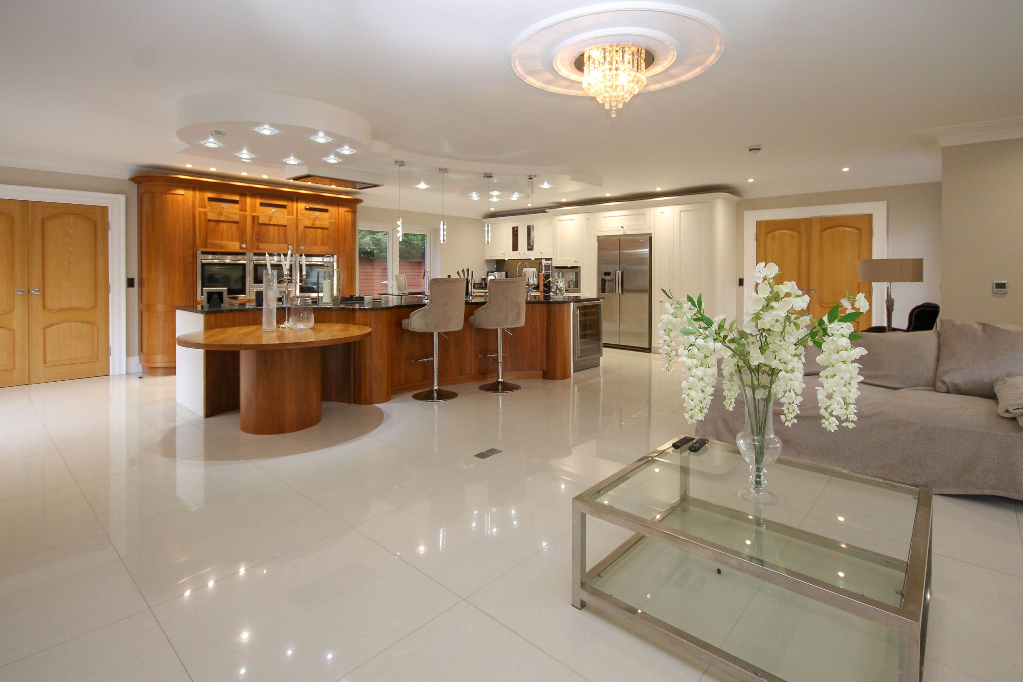 6 bedroom detached house For Sale in Bolton - Photograph 31