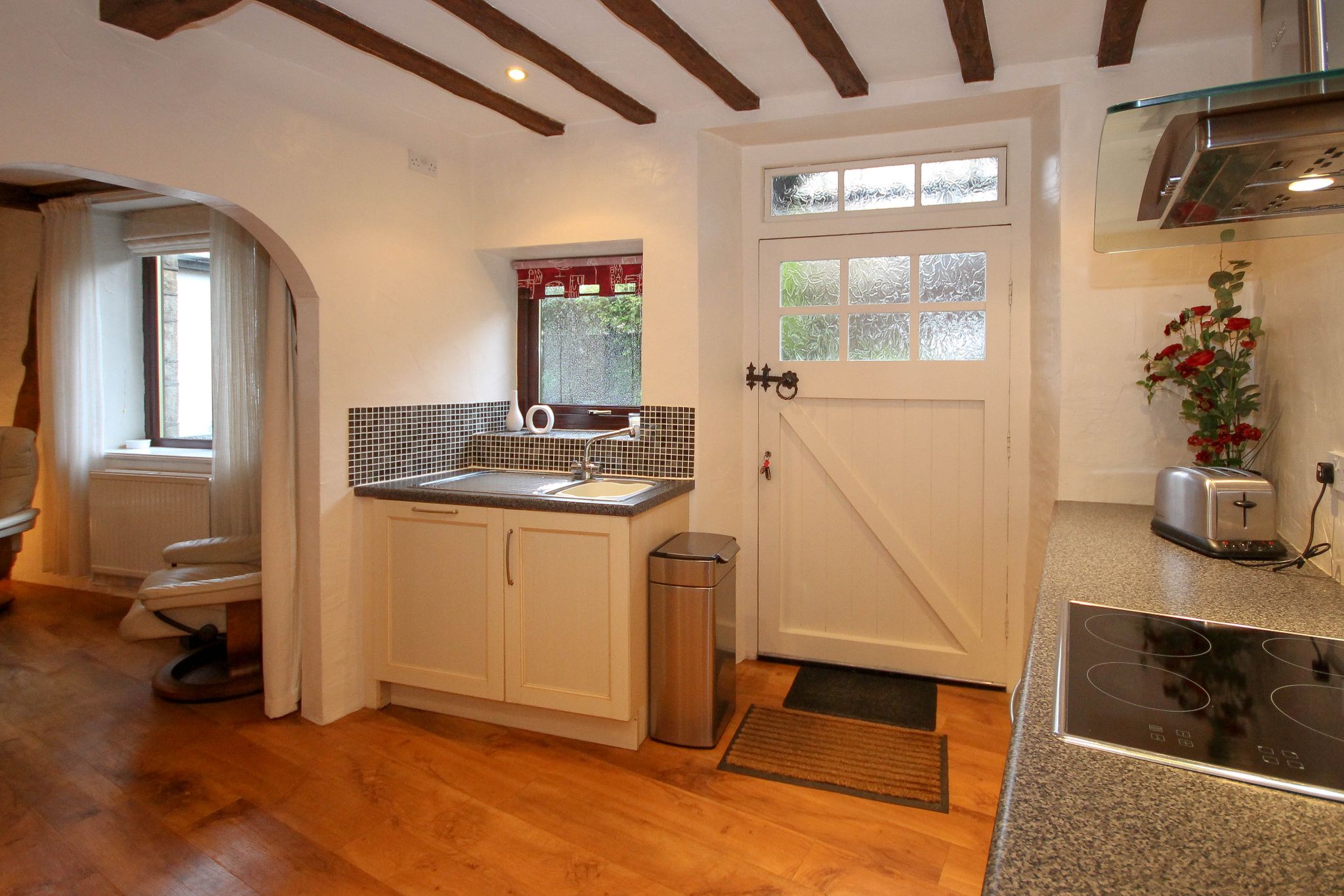 4 bedroom barn conversion house For Sale in Bolton - Photograph 11