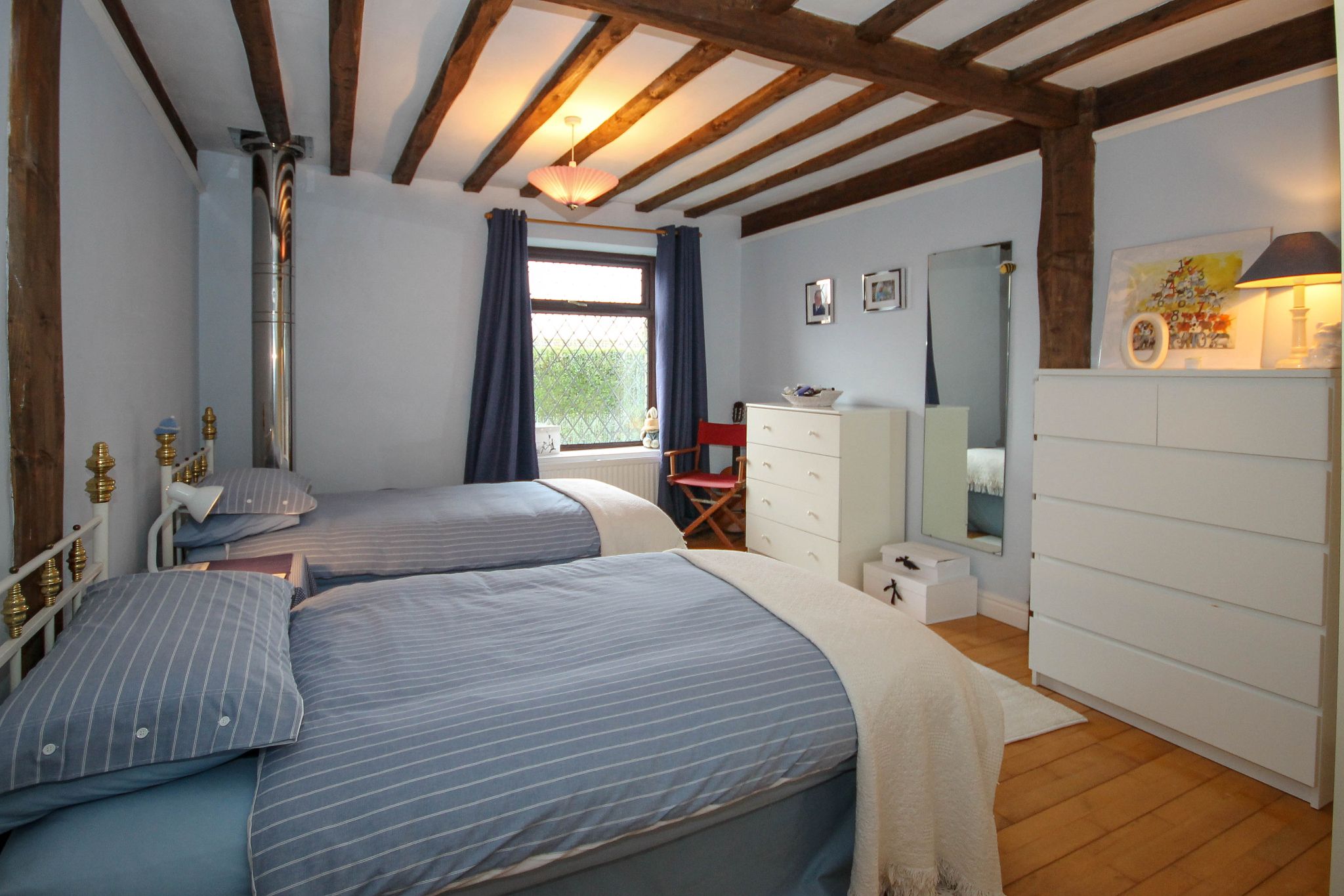 4 bedroom barn conversion house For Sale in Bolton - Photograph 17