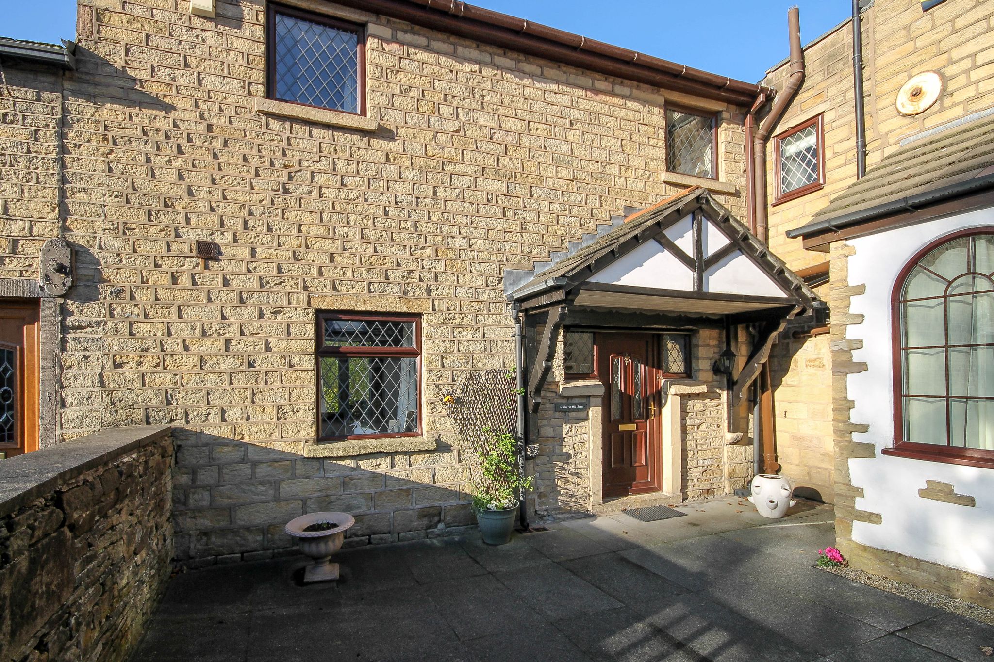 4 bedroom barn conversion house For Sale in Bolton - Photograph 33