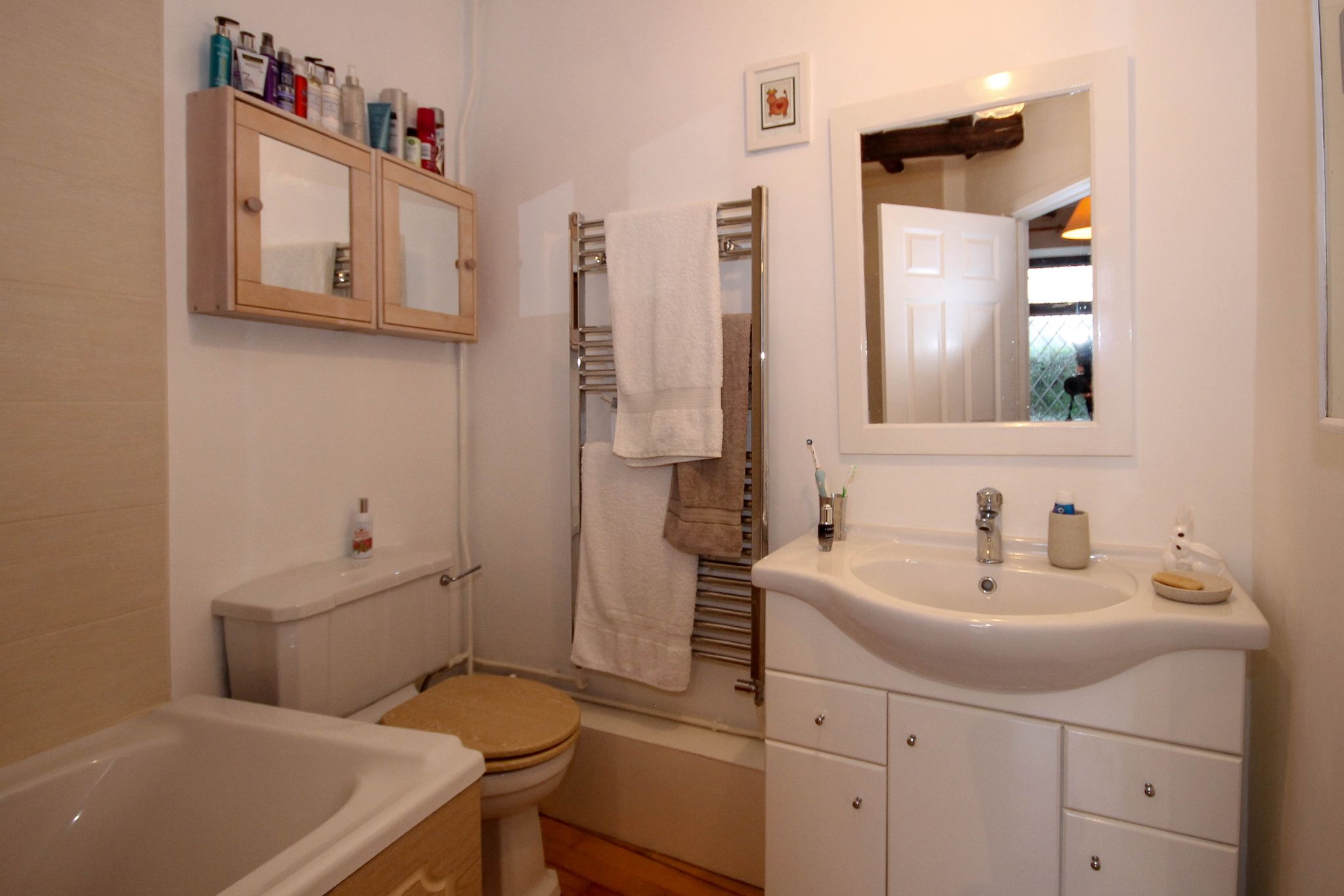 4 bedroom barn conversion house For Sale in Bolton - Photograph 14