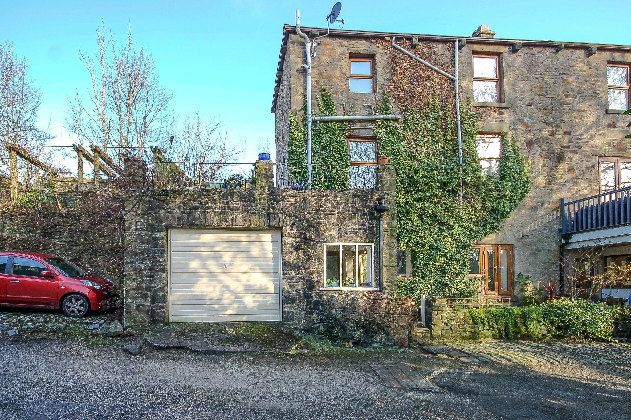 3 bedroom cottage house Sale Agreed in Bolton - Photograph 1
