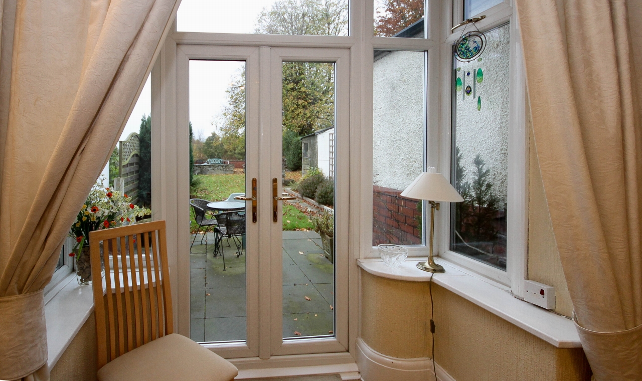 3 bedroom semi-detached house SSTC in Bolton - 6